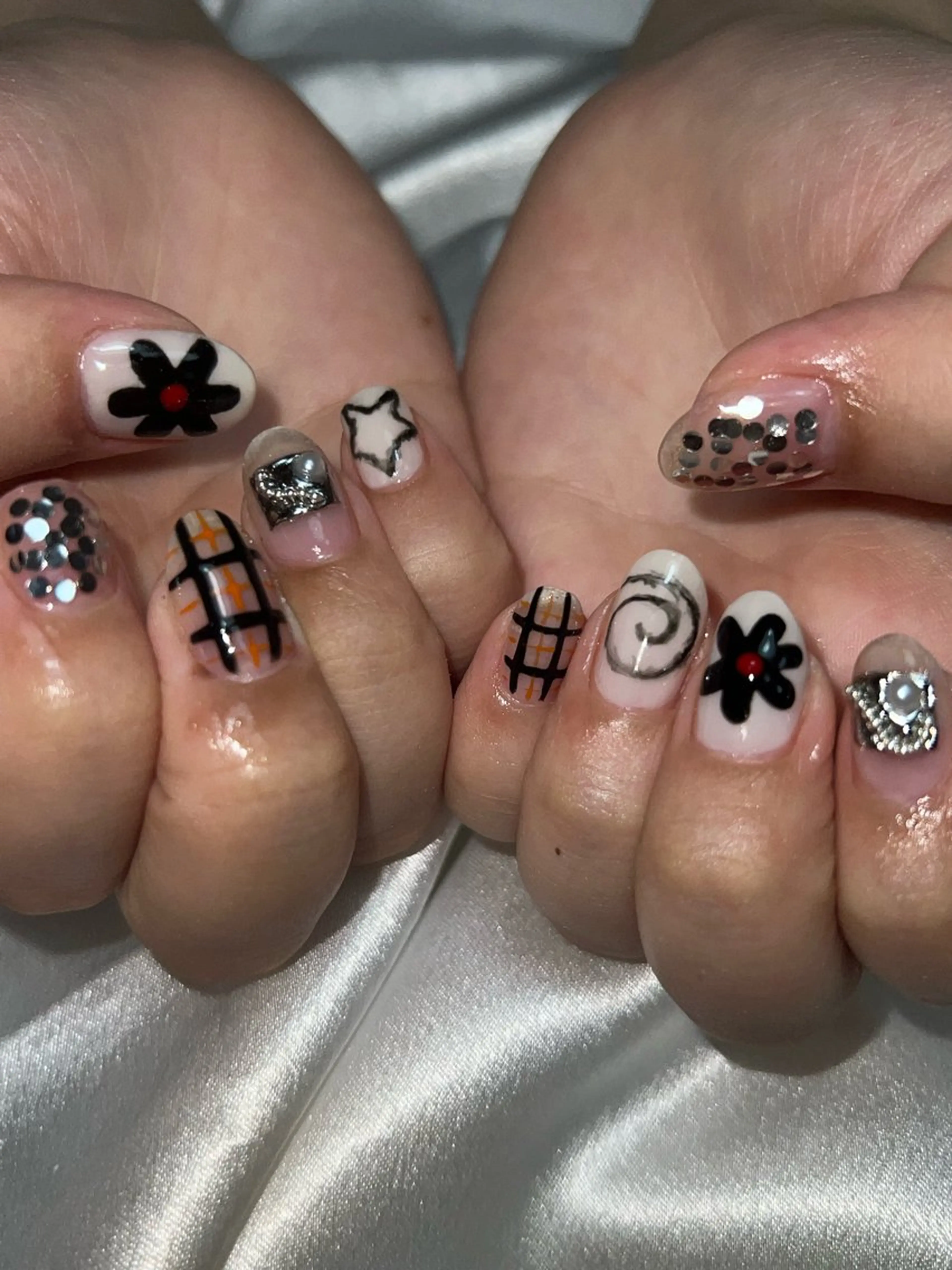 ネイル more fortuneのネイルデザイン