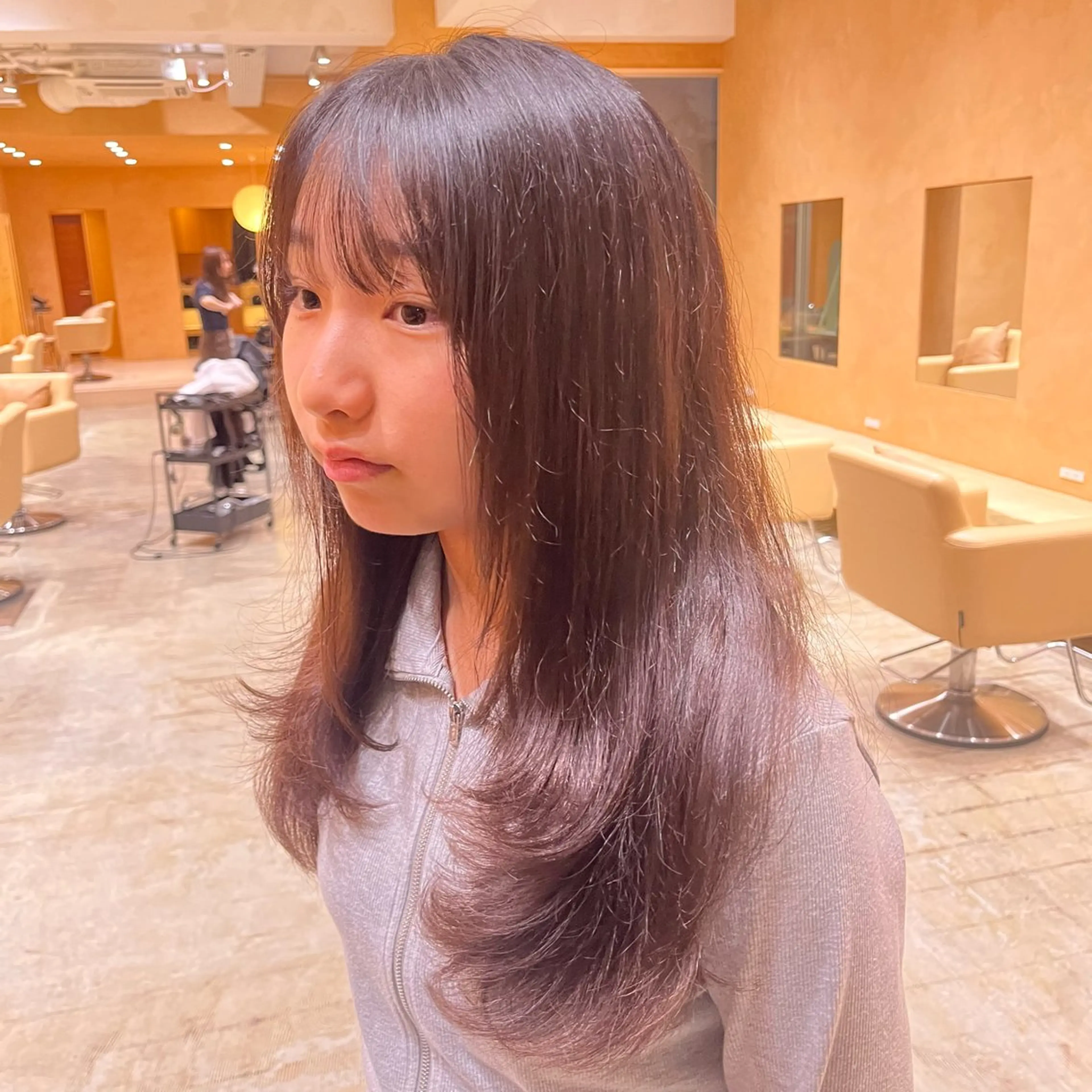 ロング 顔まわりレイヤー レイヤーカット レイヤー/ショート/ しだあつきのヘアスタイル