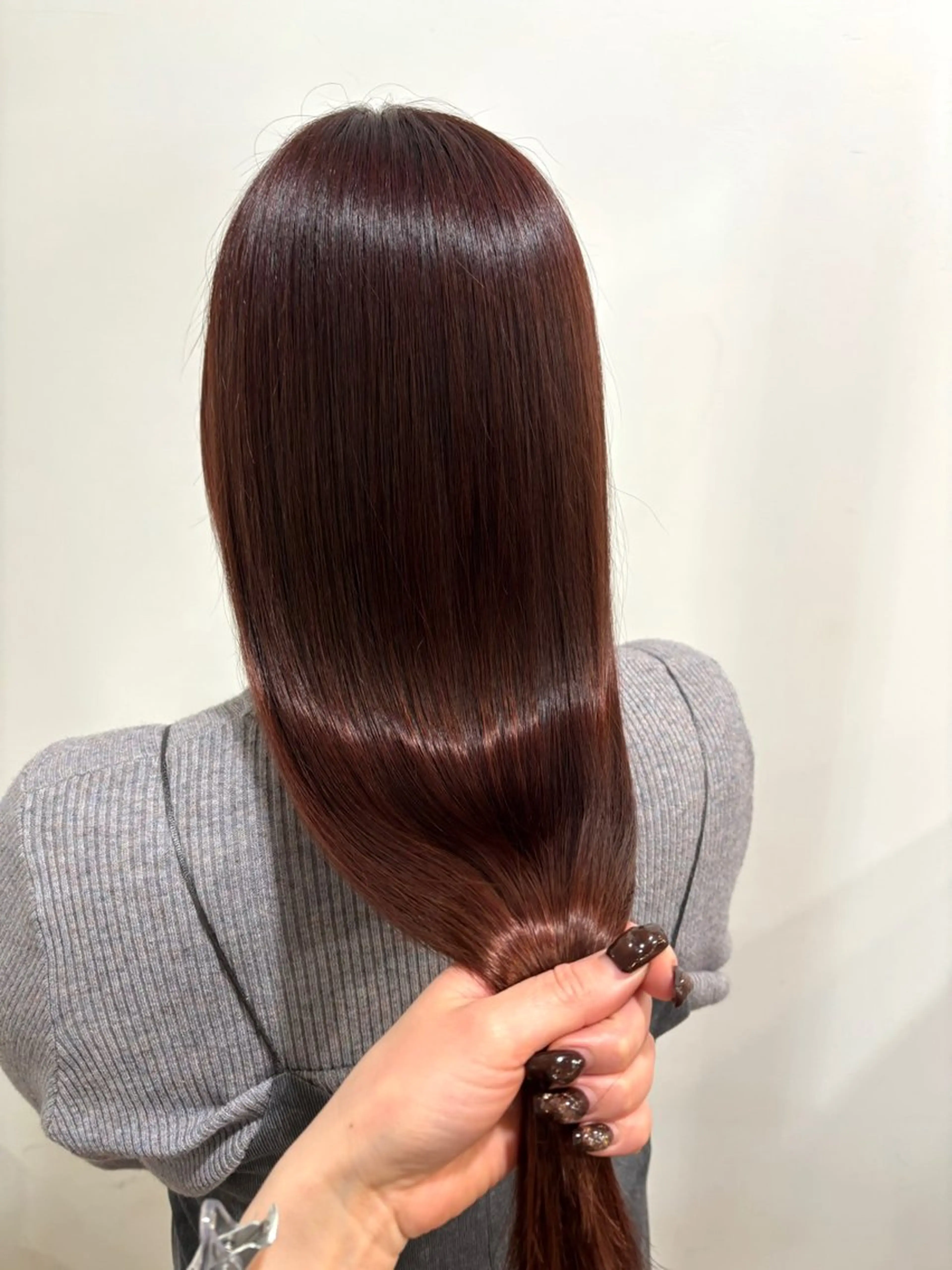 ロング カラー ピンクカラー カット ヘアカラー トリートメント あべ ゆうかのヘアスタイル