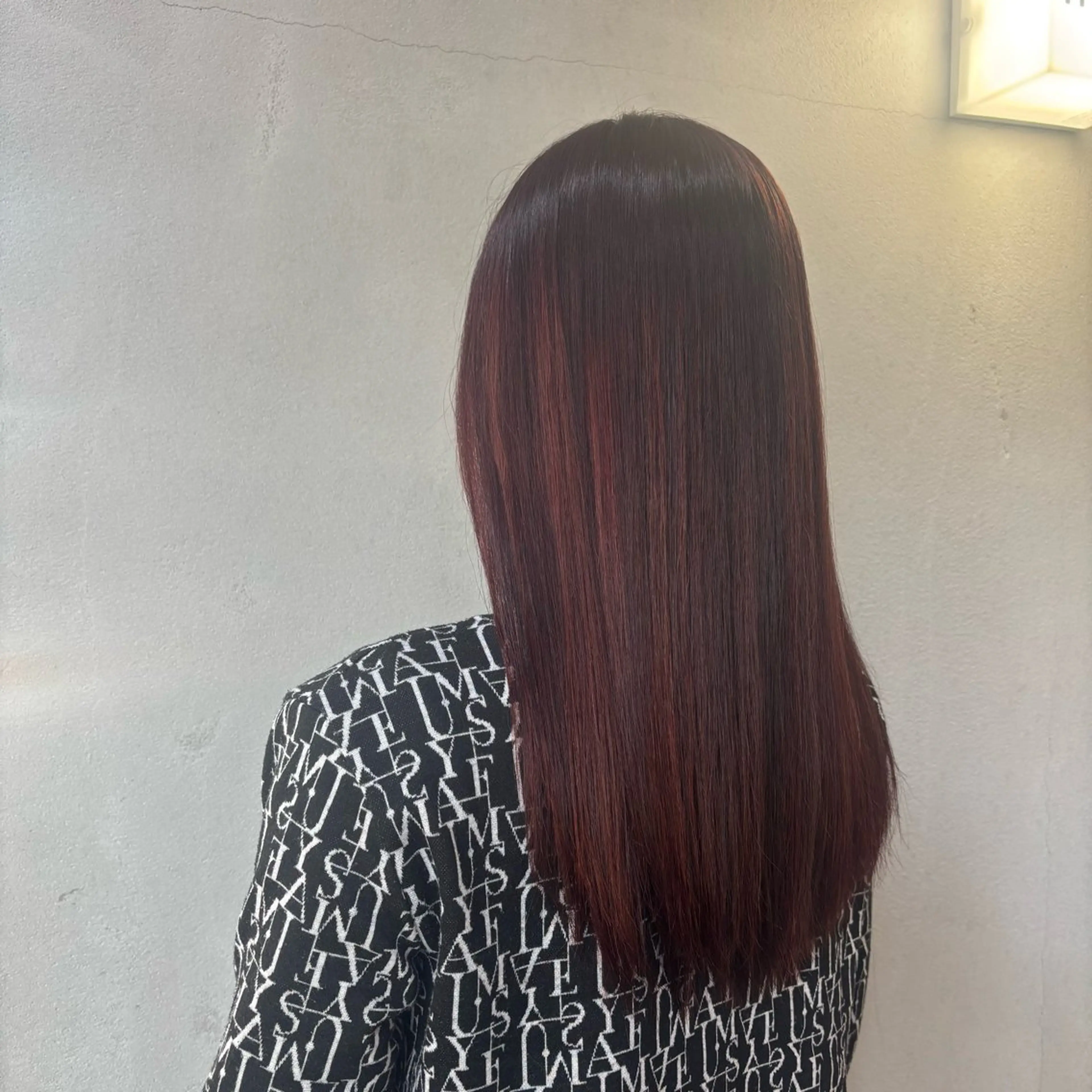 ロング カラー レッドカラー ゆりか /透明感カラーのヘアスタイル