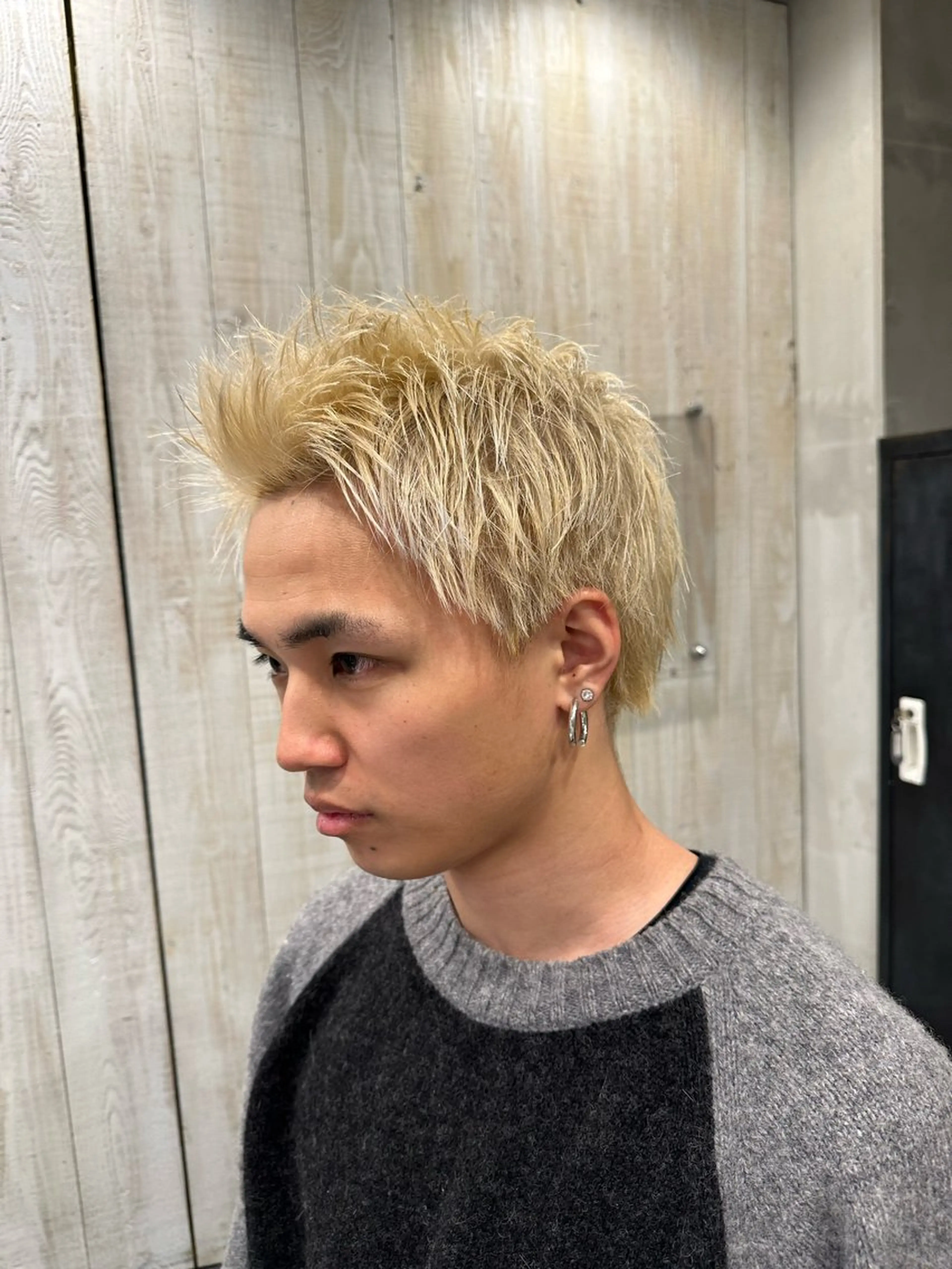 カラー メンズ アップバング メンズハイライト メンズメッシュ メンズパーマ メンズショート 梅田中崎町メンズ 美容師ユースケのヘアスタイル