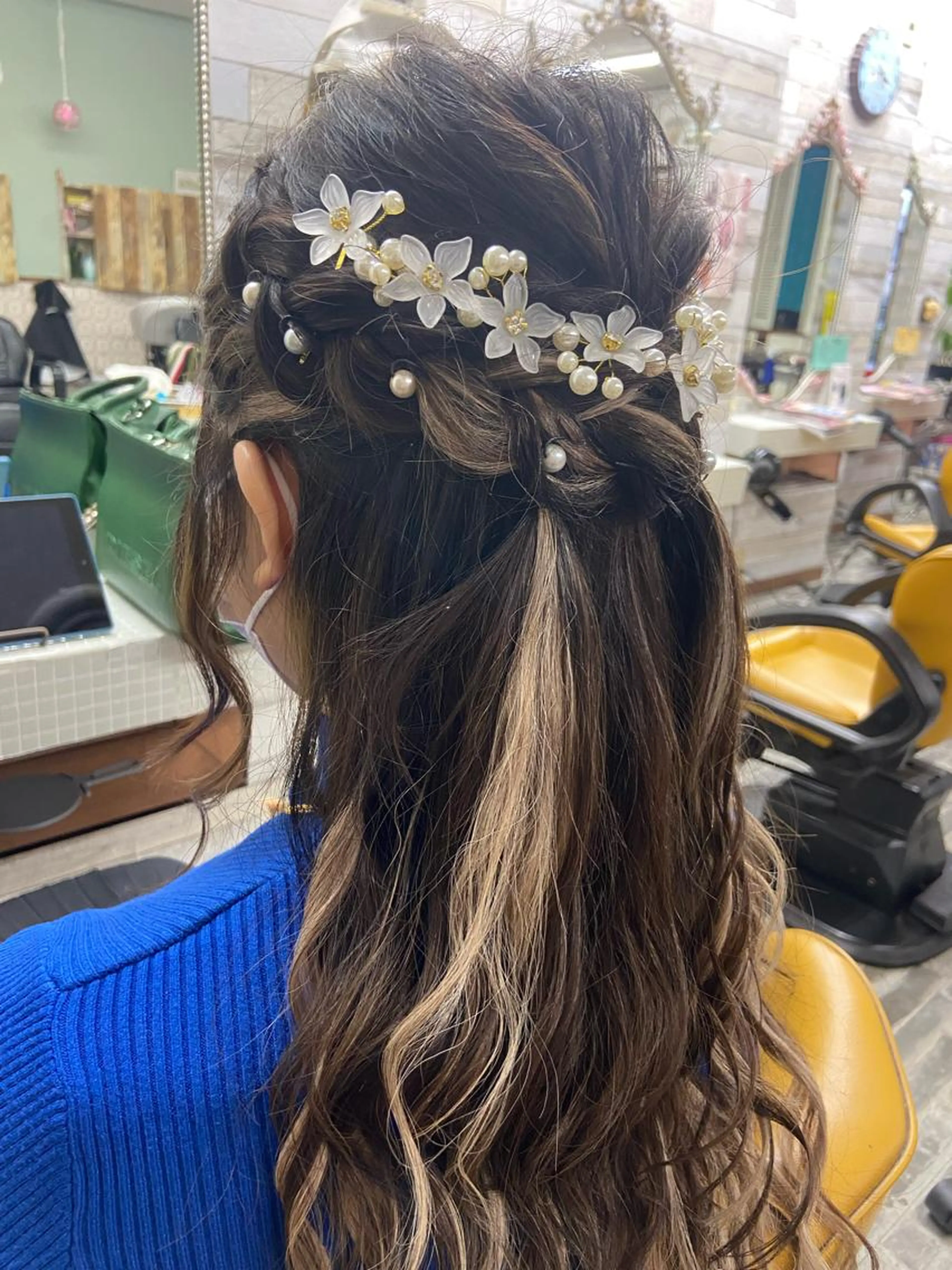 【ミニモ限定】ハーフアップorすっきりアップスタイルの写真