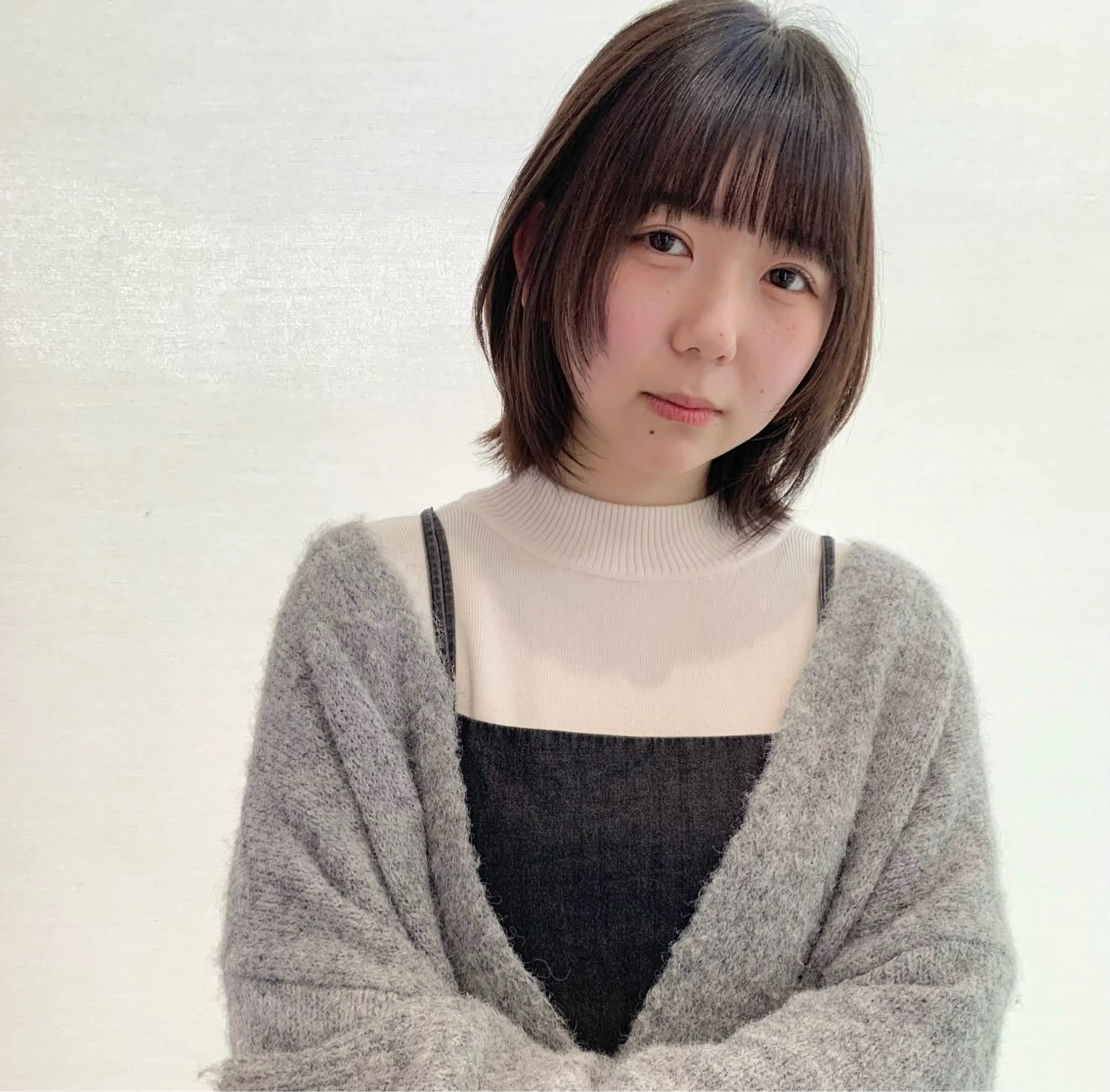 ミディアム ボブレイヤー ボブ レイヤーカット カット トリートメント 【シクネ】ユウダイ お顔まわりカット💎のヘアスタイル