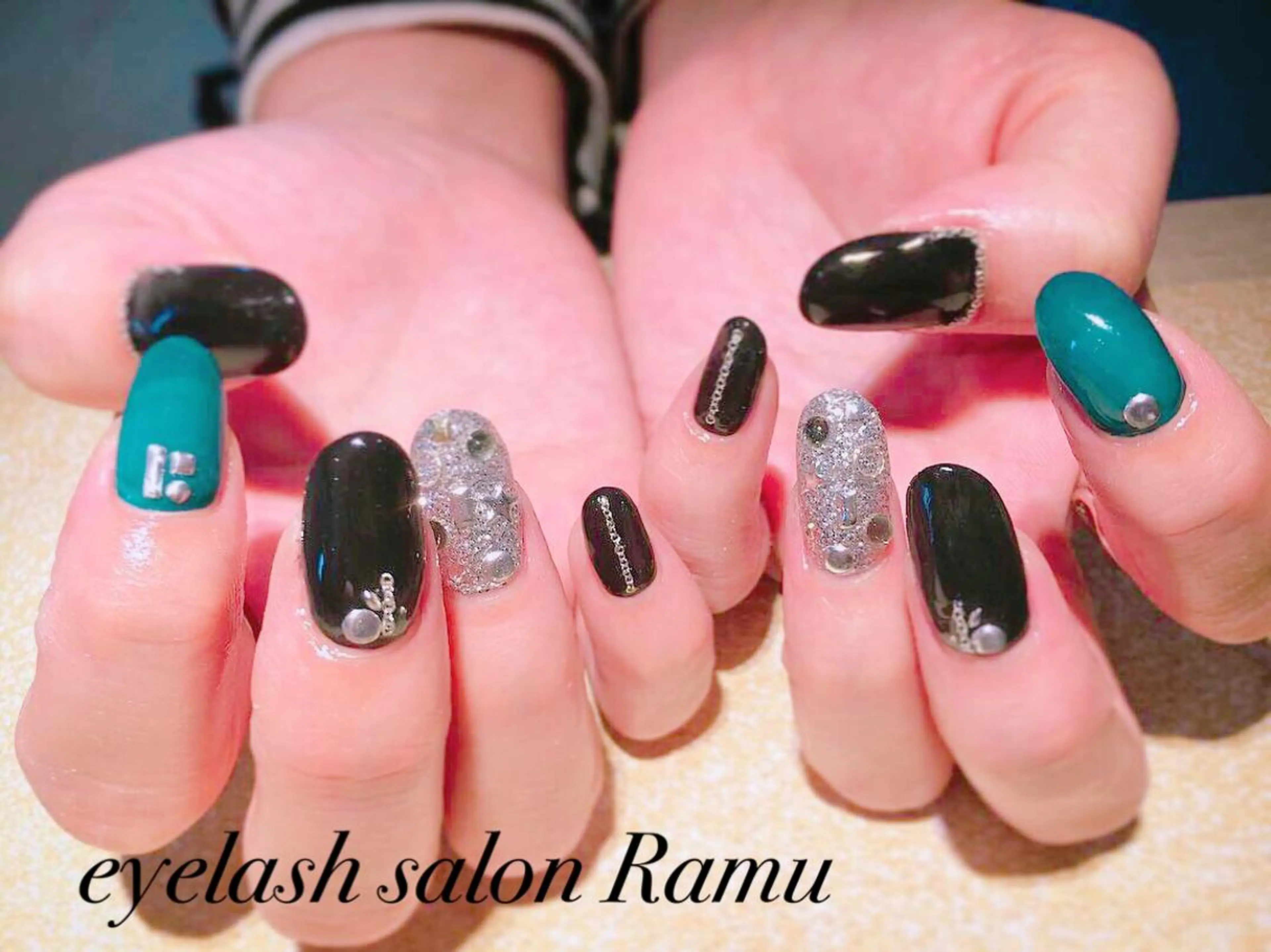 ネイル 矢野 つかさのマツエク・マツパデザイン