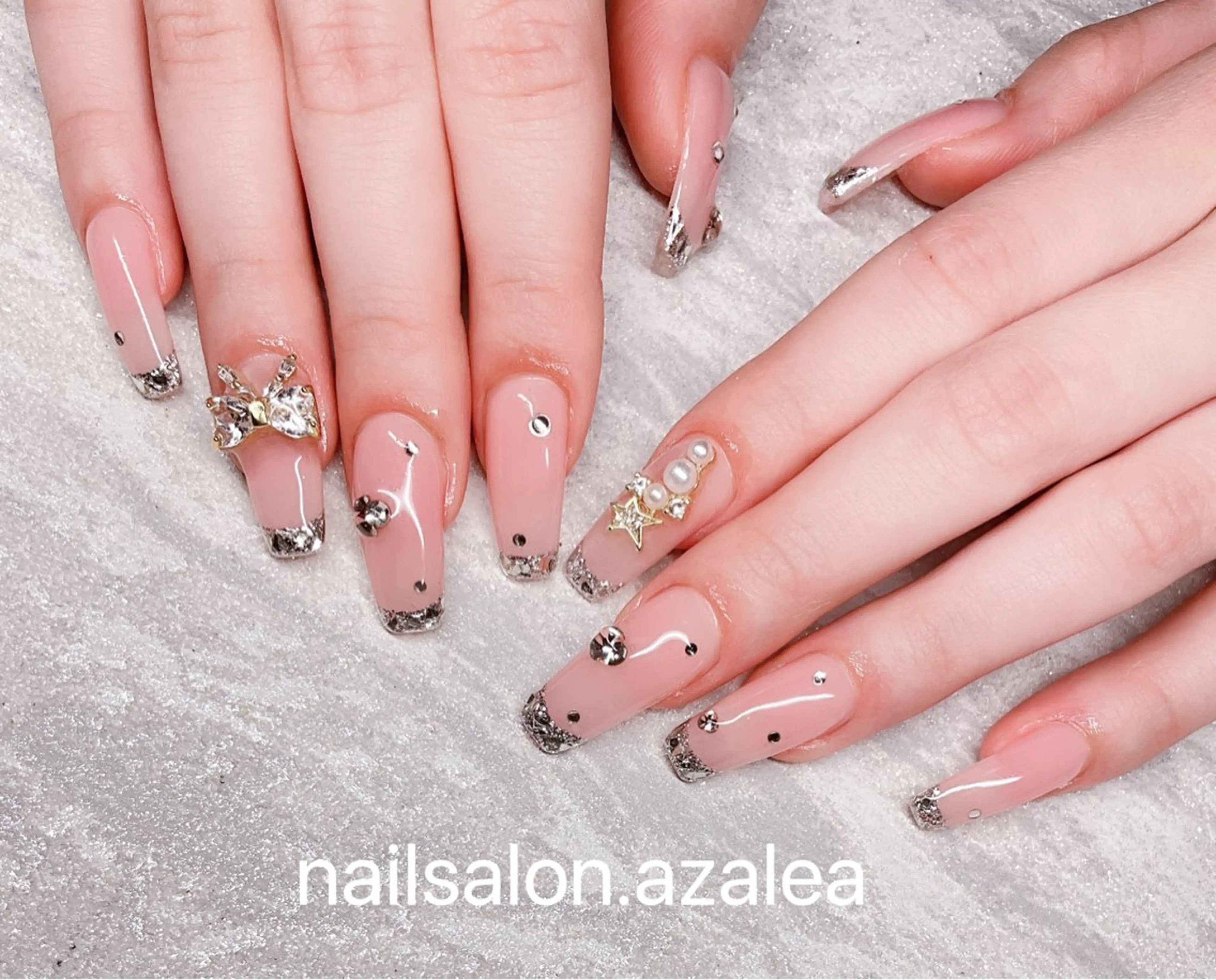 ネイル ハンドネイル R inのネイルデザイン