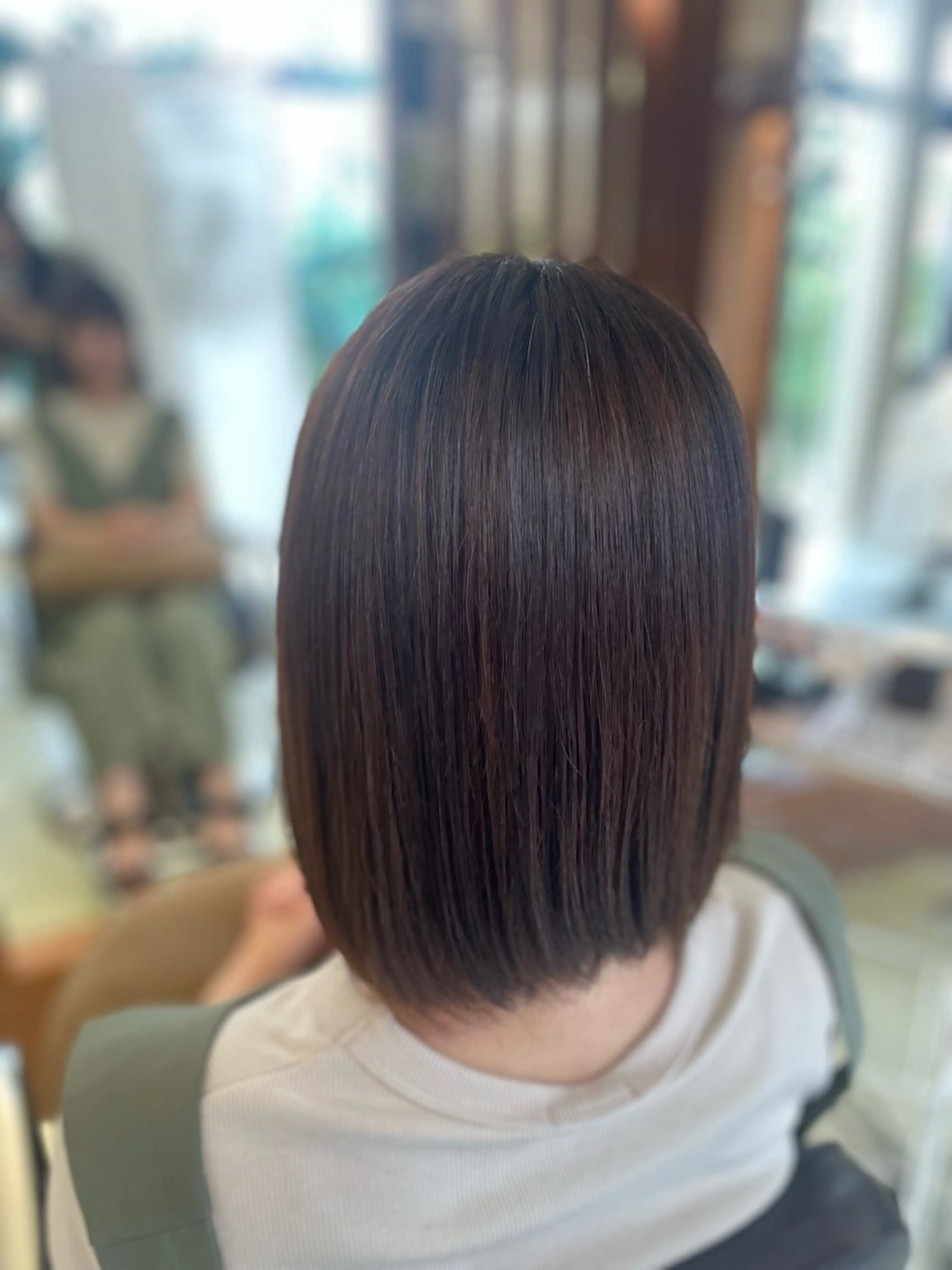 ミディアム 下村 和香奈のヘアスタイル