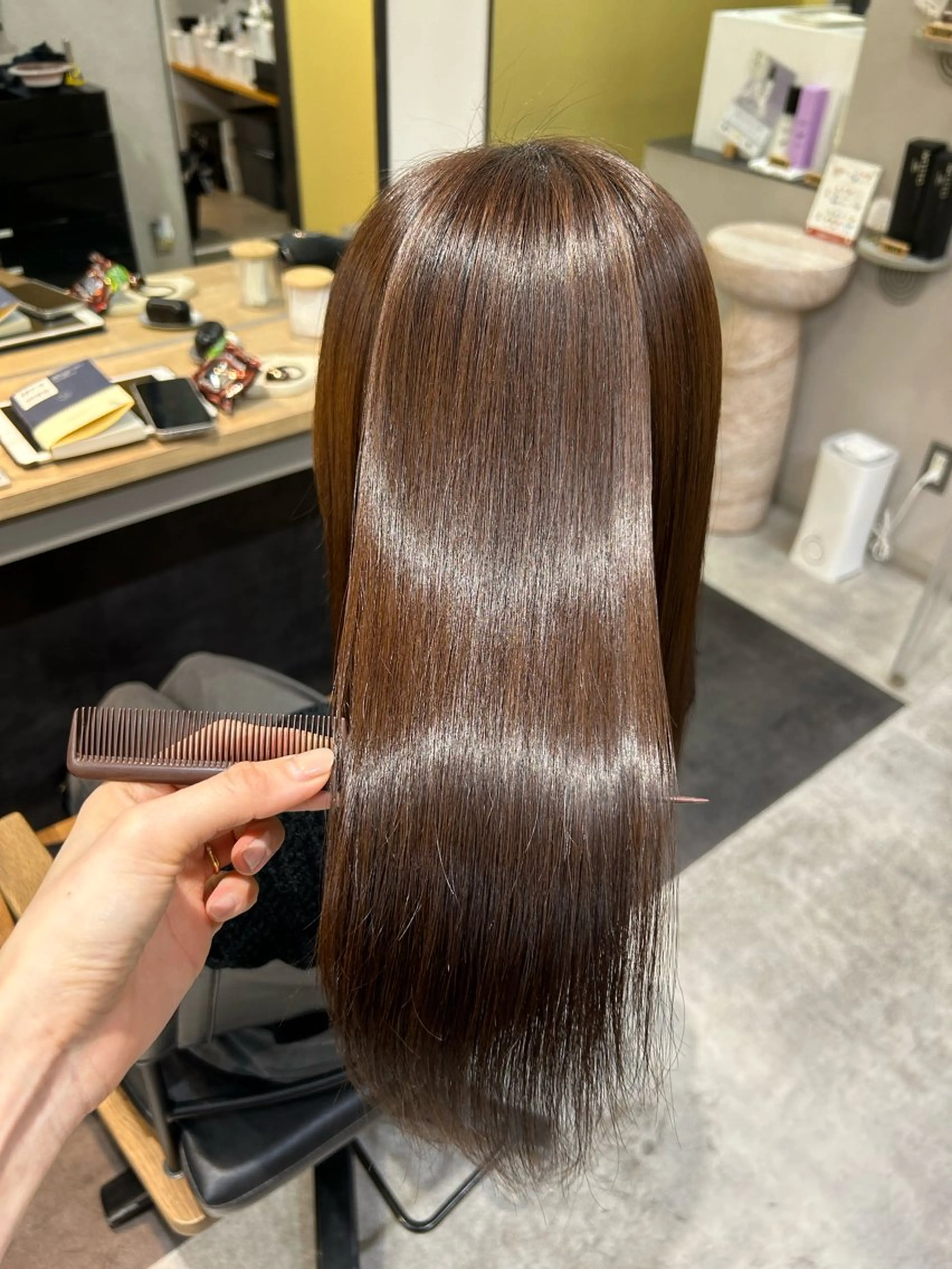 ロング パーマ 髪質改善 ストレートパーマ カット 縮毛矯正 トリートメント hub hair レイヤー/透明感のヘアスタイル