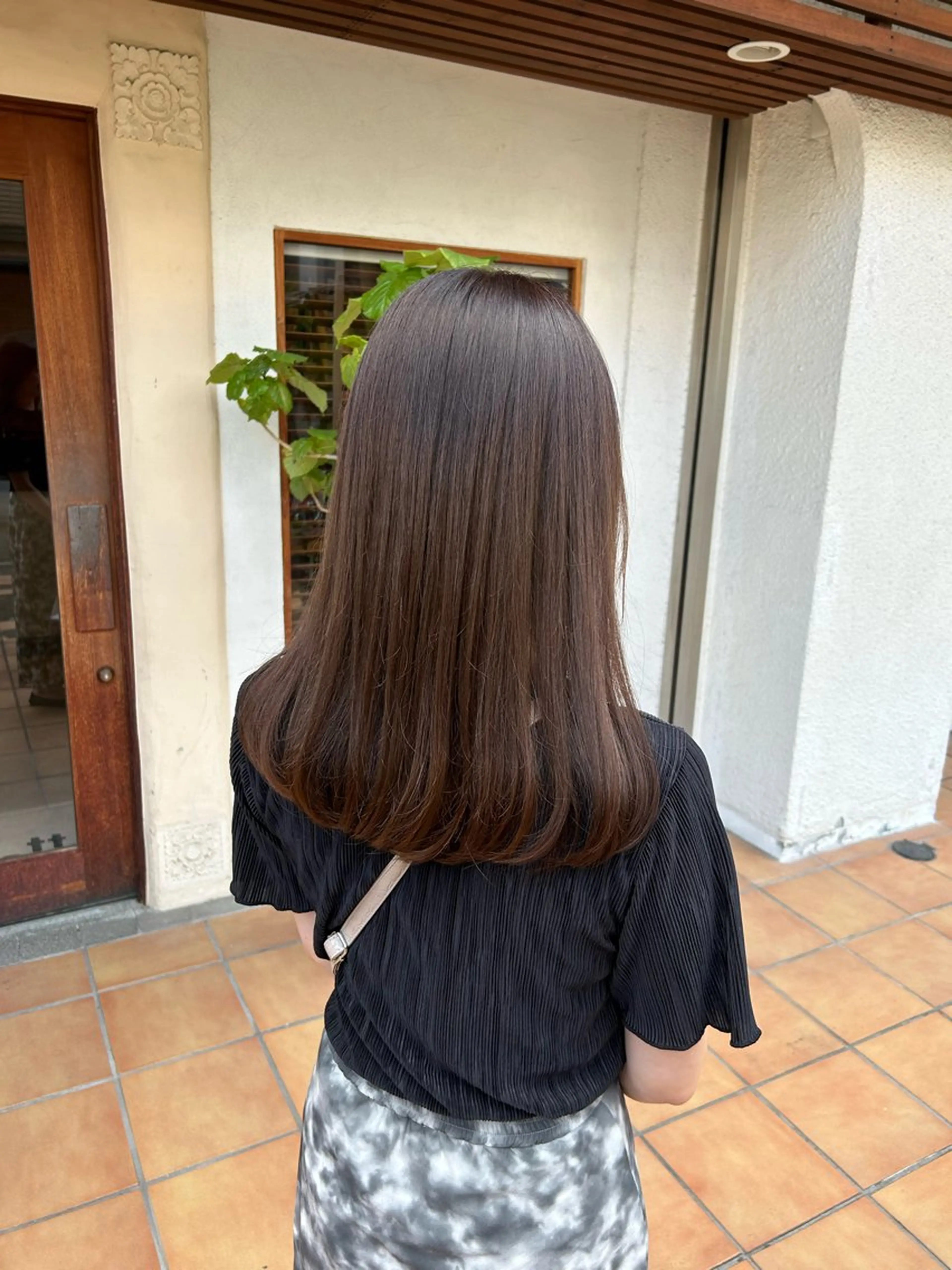 セミロング カラー putri 川邉 優花のヘアスタイル