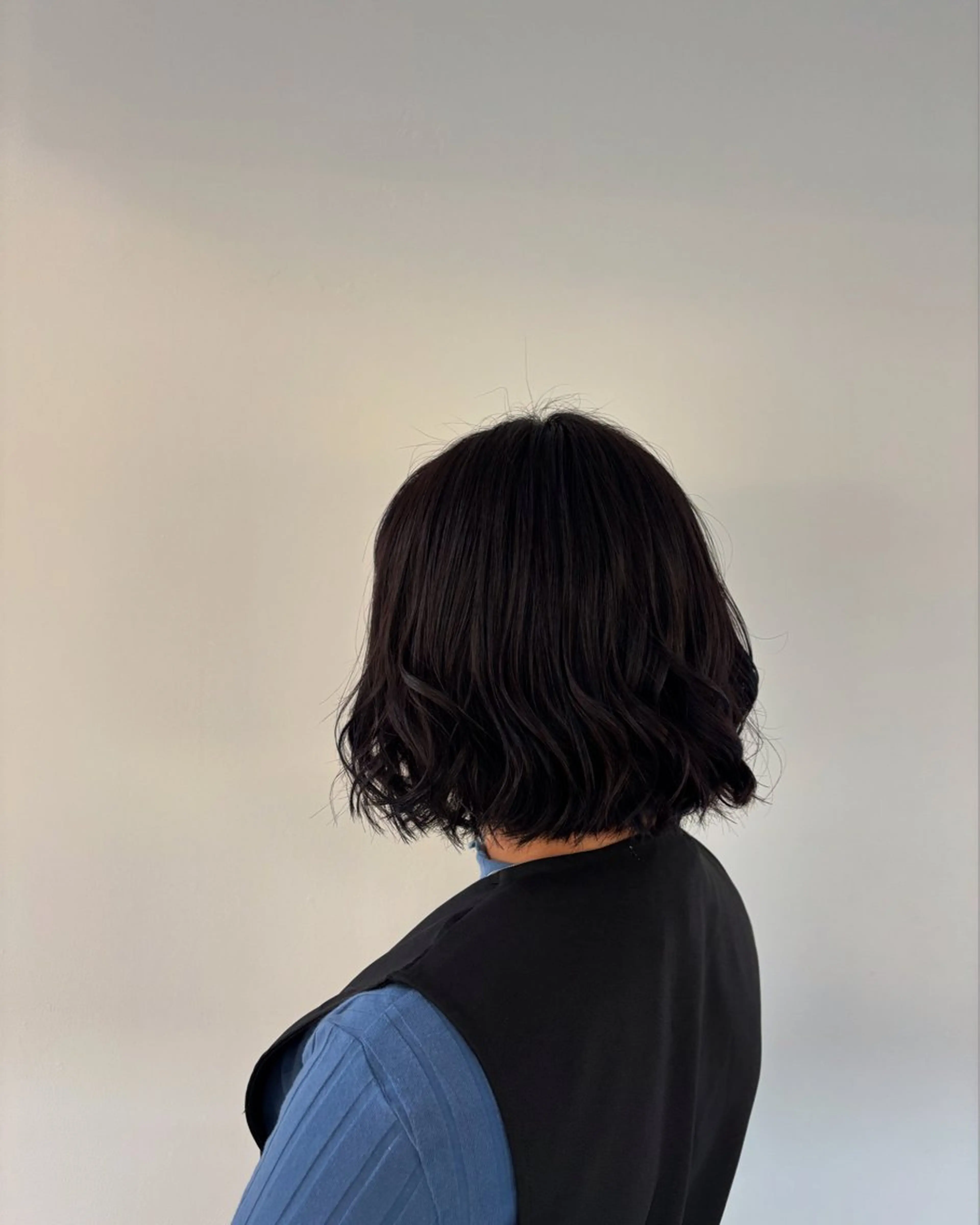 ショート ボブ カット 小嶋 咲輝のヘアスタイル