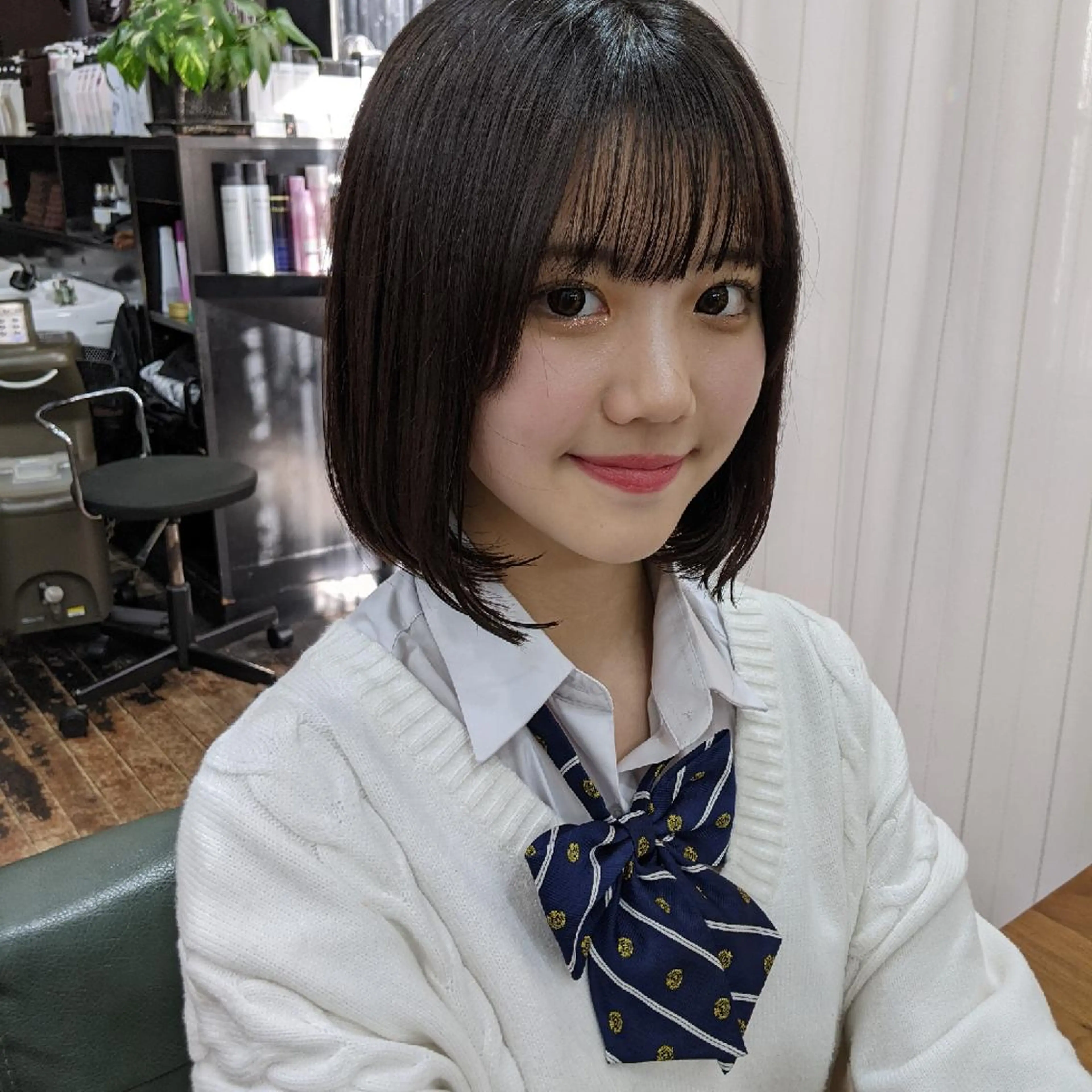 ミディアム HIKARI＠ Ruheplatzのヘアスタイル