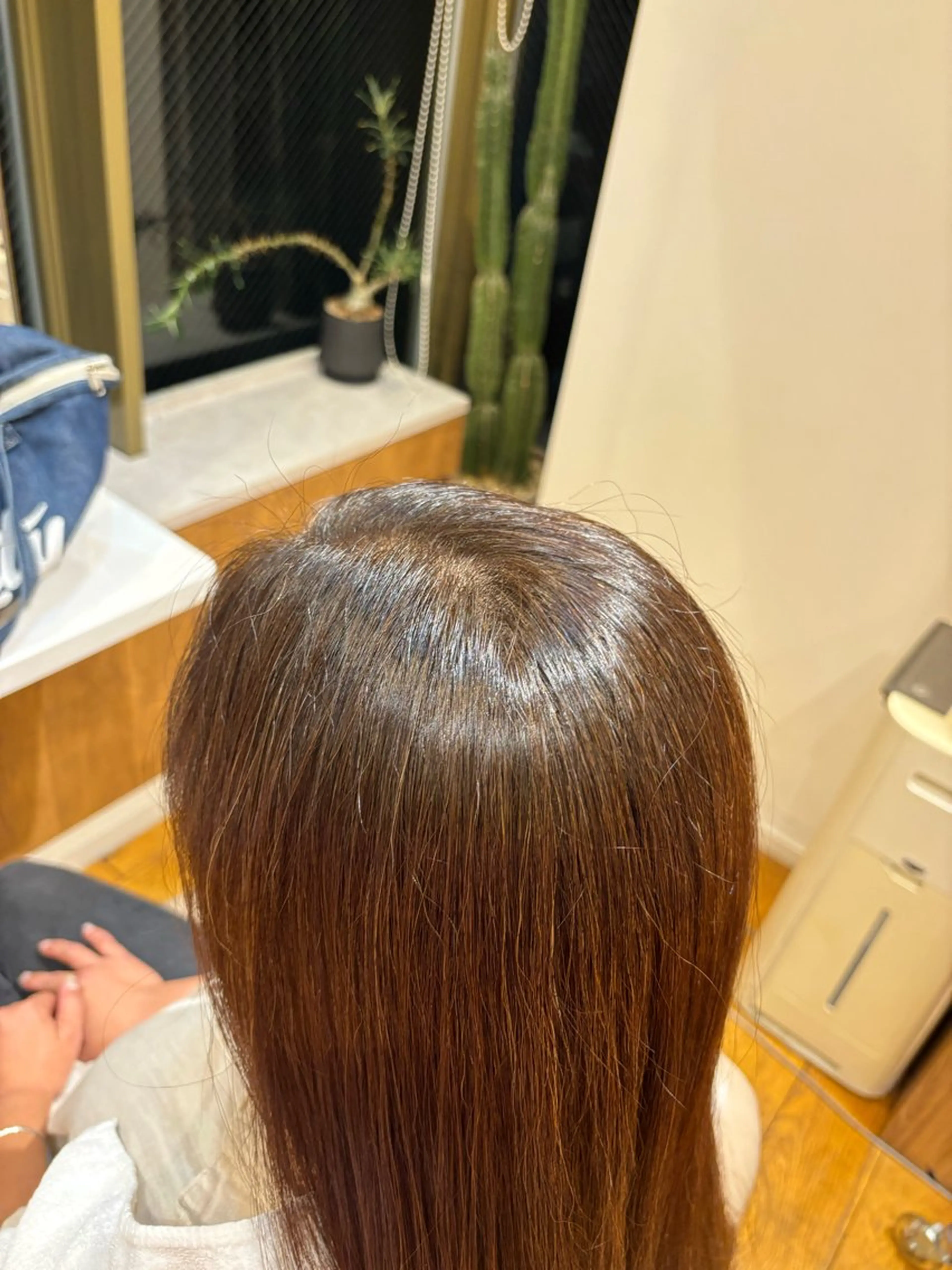 ロング 石川 幸呼のヘアスタイル