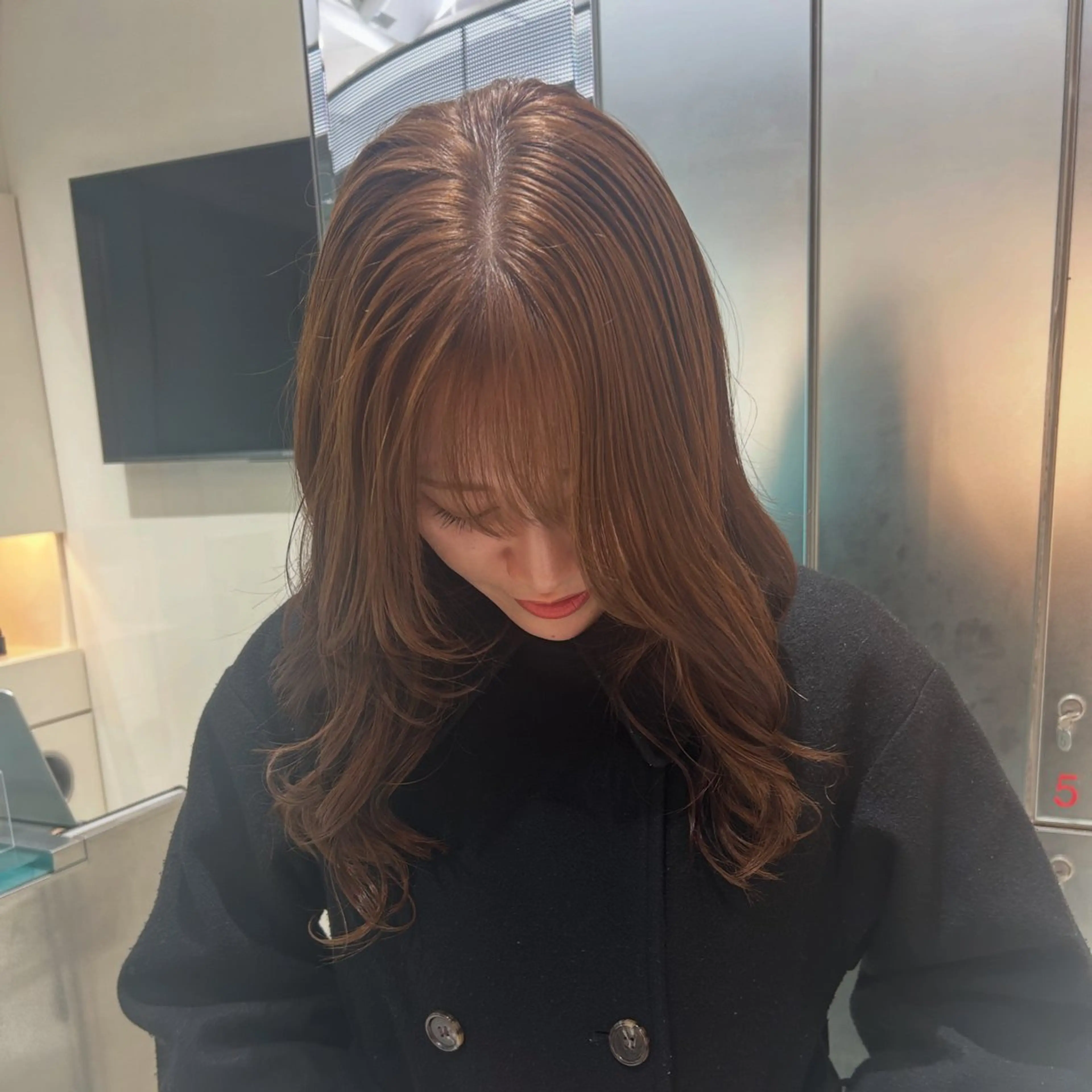 ミディアム 山﨑 ちなつのヘアスタイル