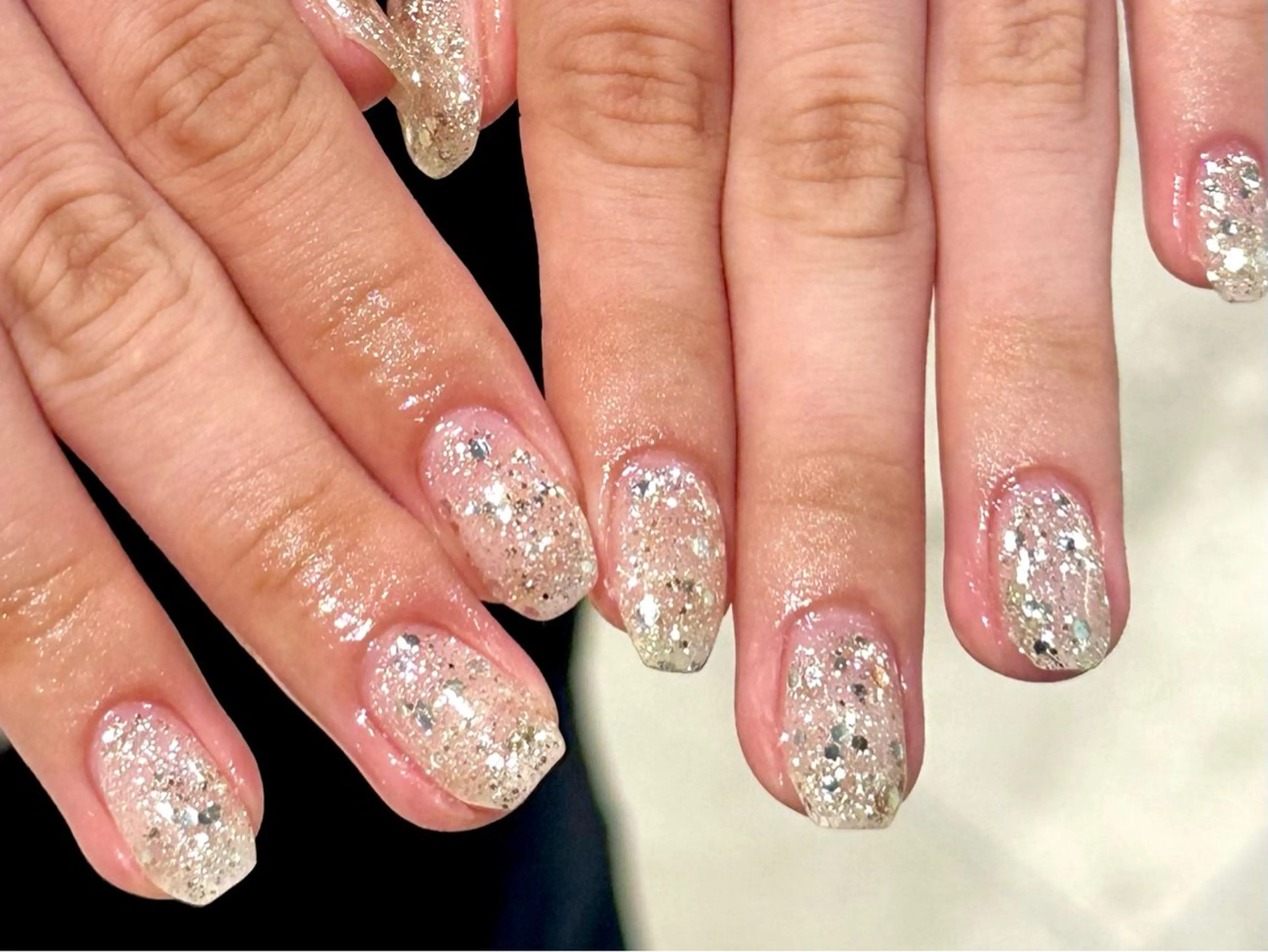 ネイル キラキラネイル ラメ(グリッター) ワンカラーネイル kano🫧 指名No.1💫のネイルデザイン