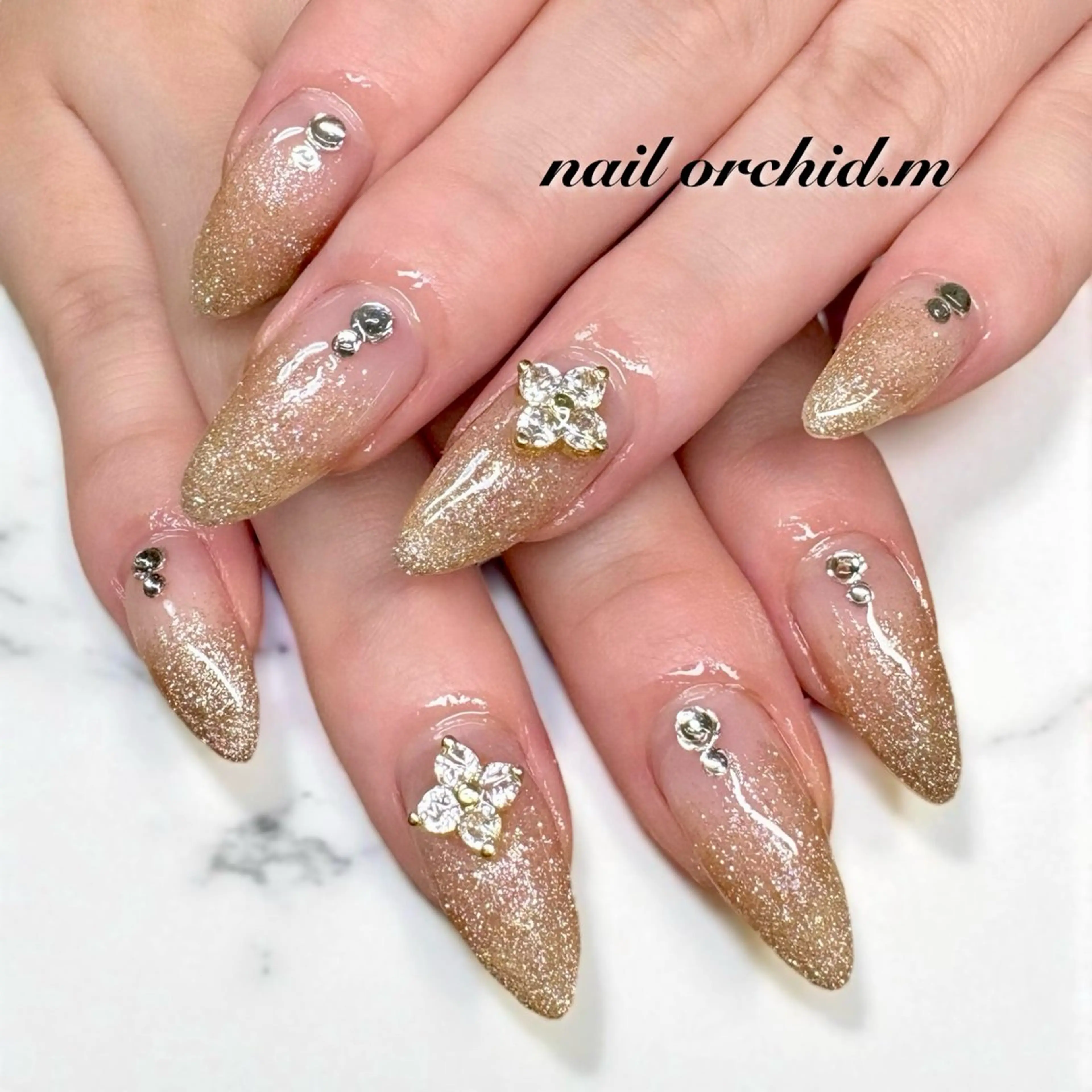 ネイル ハンドネイル orchid mikiのネイルデザイン