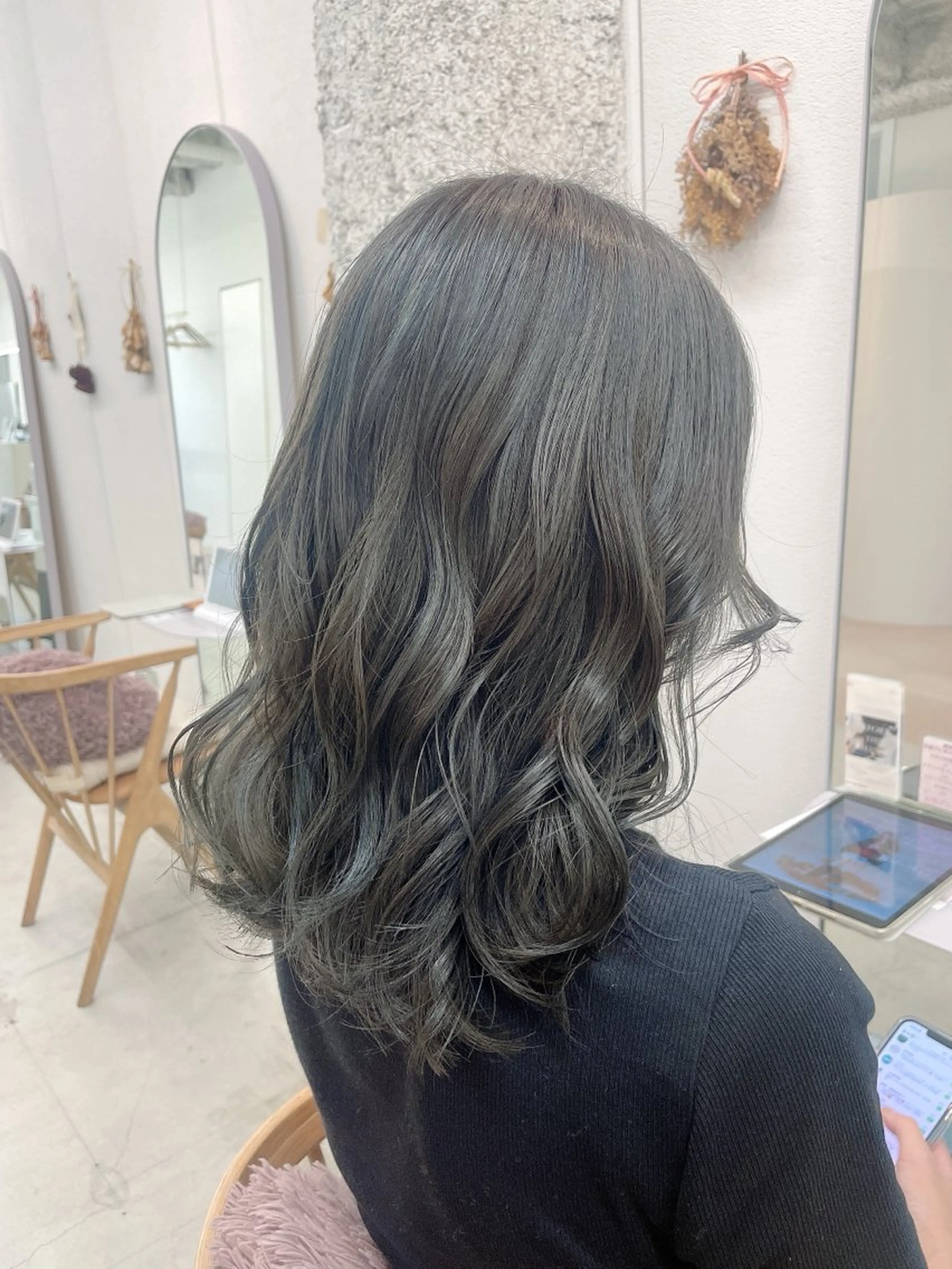 ロング カラー カット ヘアカラー トリートメント 🌷花屋併設🌷 西松さらのマツエク・マツパデザイン