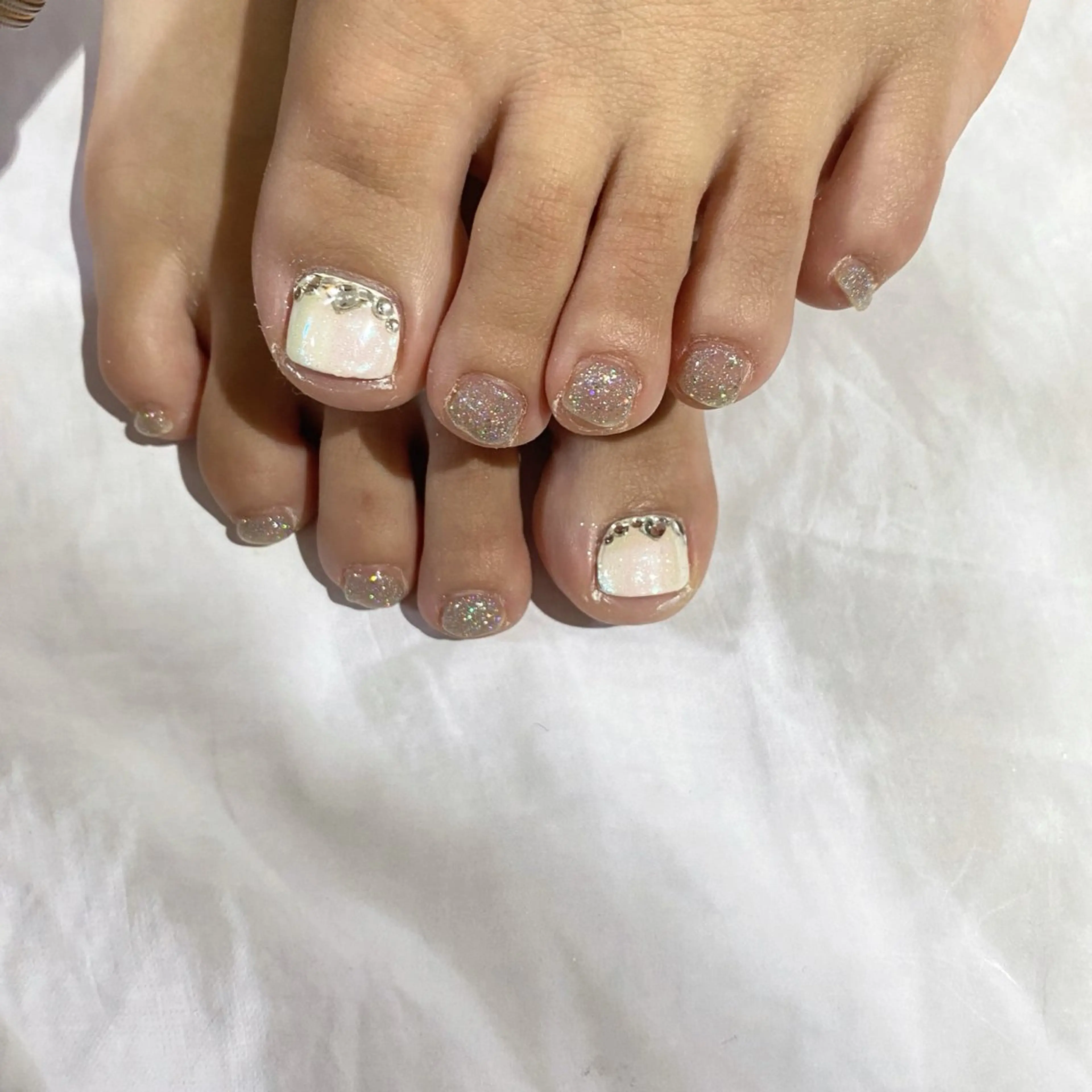 ネイル アートネイル オーロラネイル フットネイル フレンチネイル 韓国ネイル フットネイル 肌管理&nail Salon  Duxのエステ・リラクイメージ