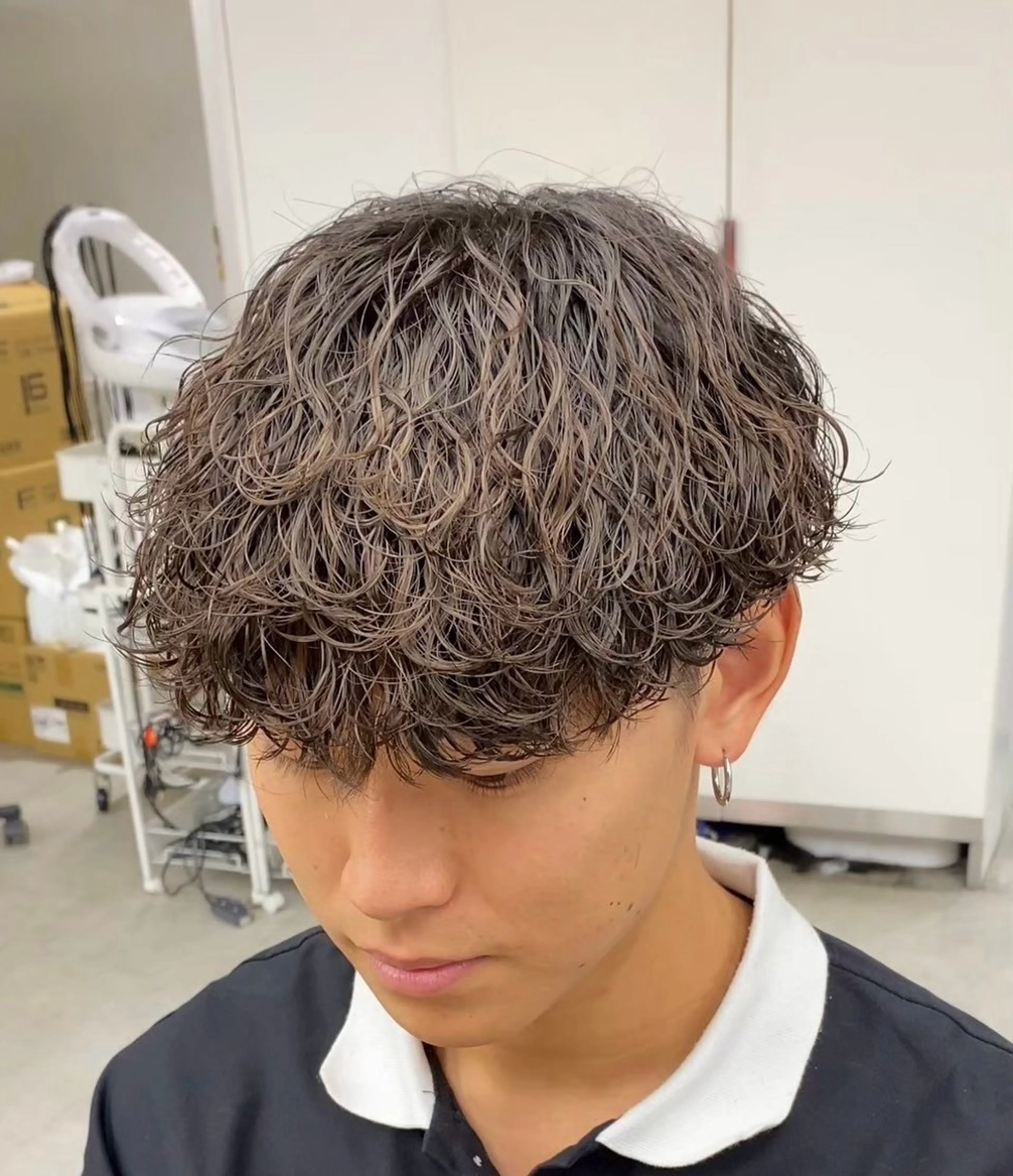 ショート パーマ メンズ メンズパーマ 波巻きパーマ カット パーマ ヘアセット メンズパーマ 新宿 yudaiのヘアスタイル