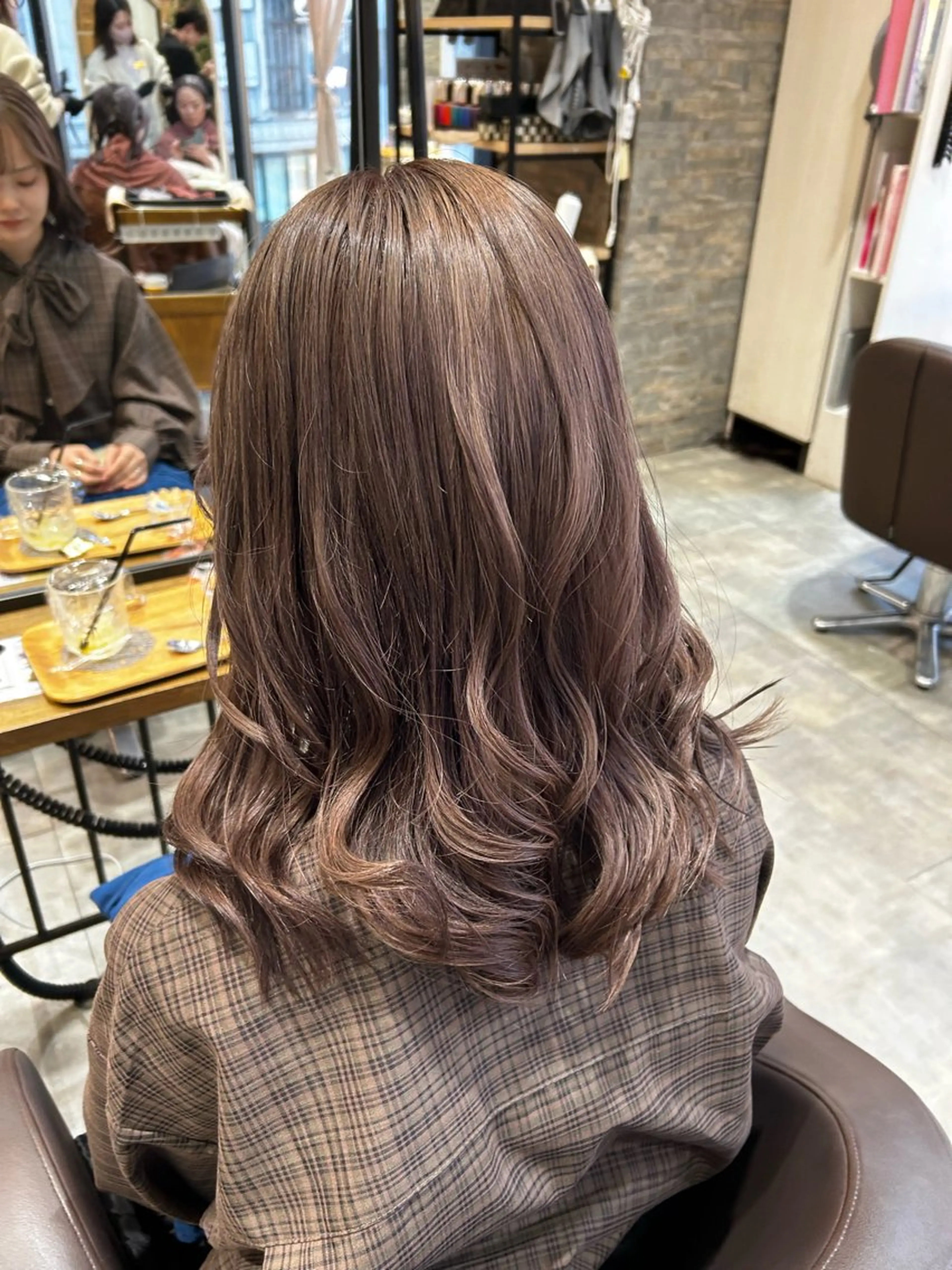 ロング 梅田美容室/ ウルフカットのヘアスタイル