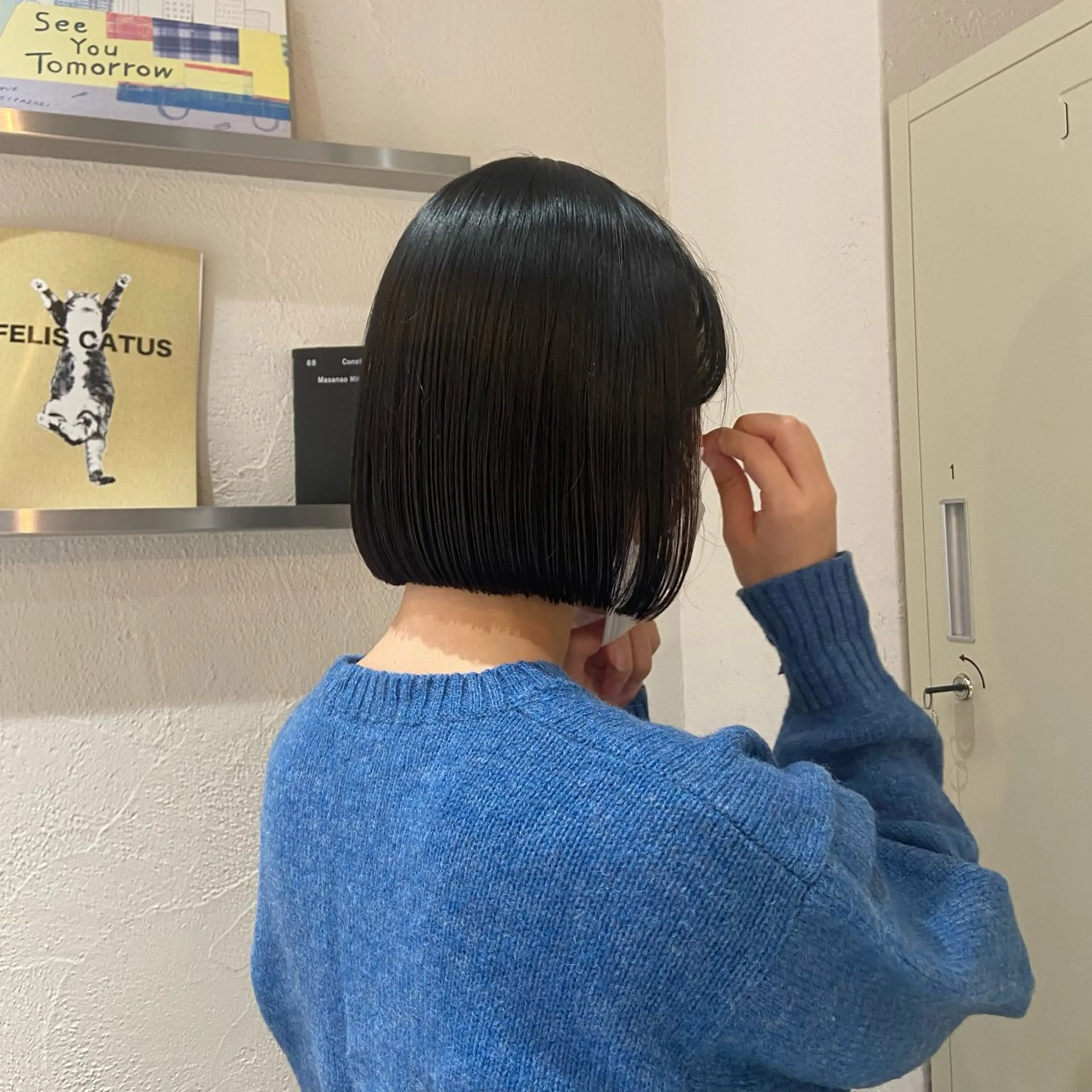 ショート 切りっぱなしボブ ボブ カット 石川 瑠琉のヘアスタイル