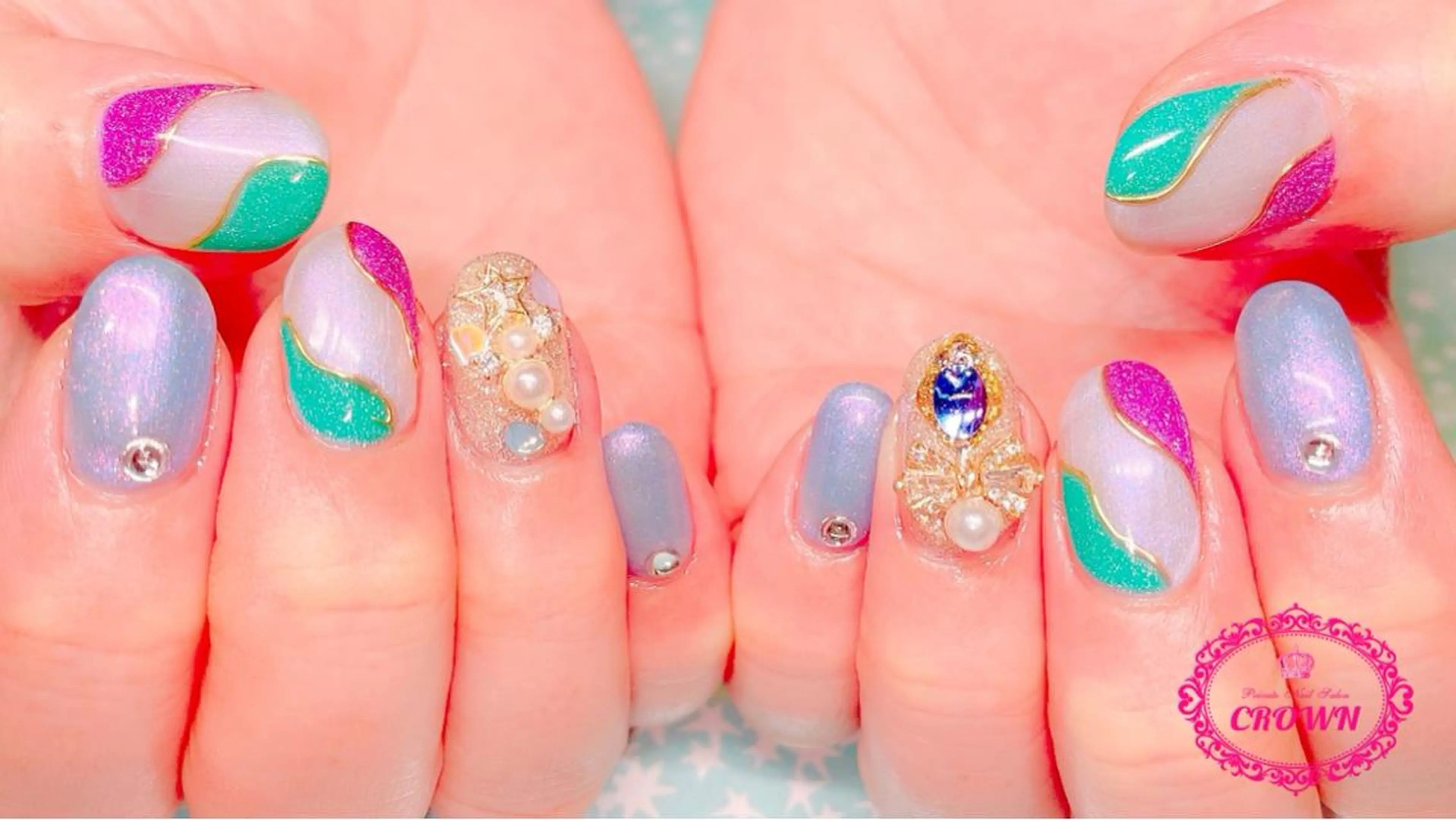 ネイル CROWN プライベートサロンのネイルデザイン