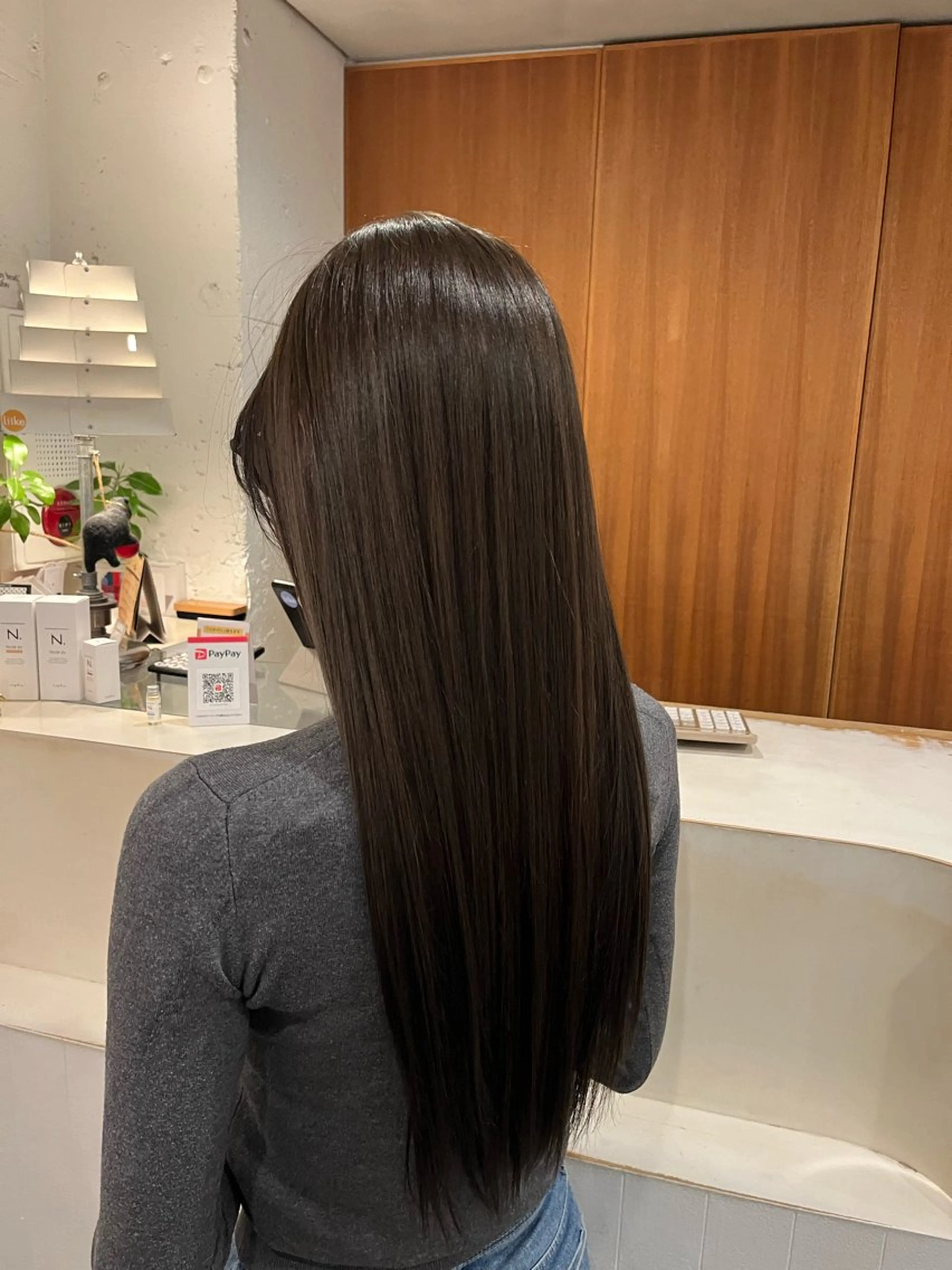 ロング カラー トリートメント 栗林 惟のヘアスタイル