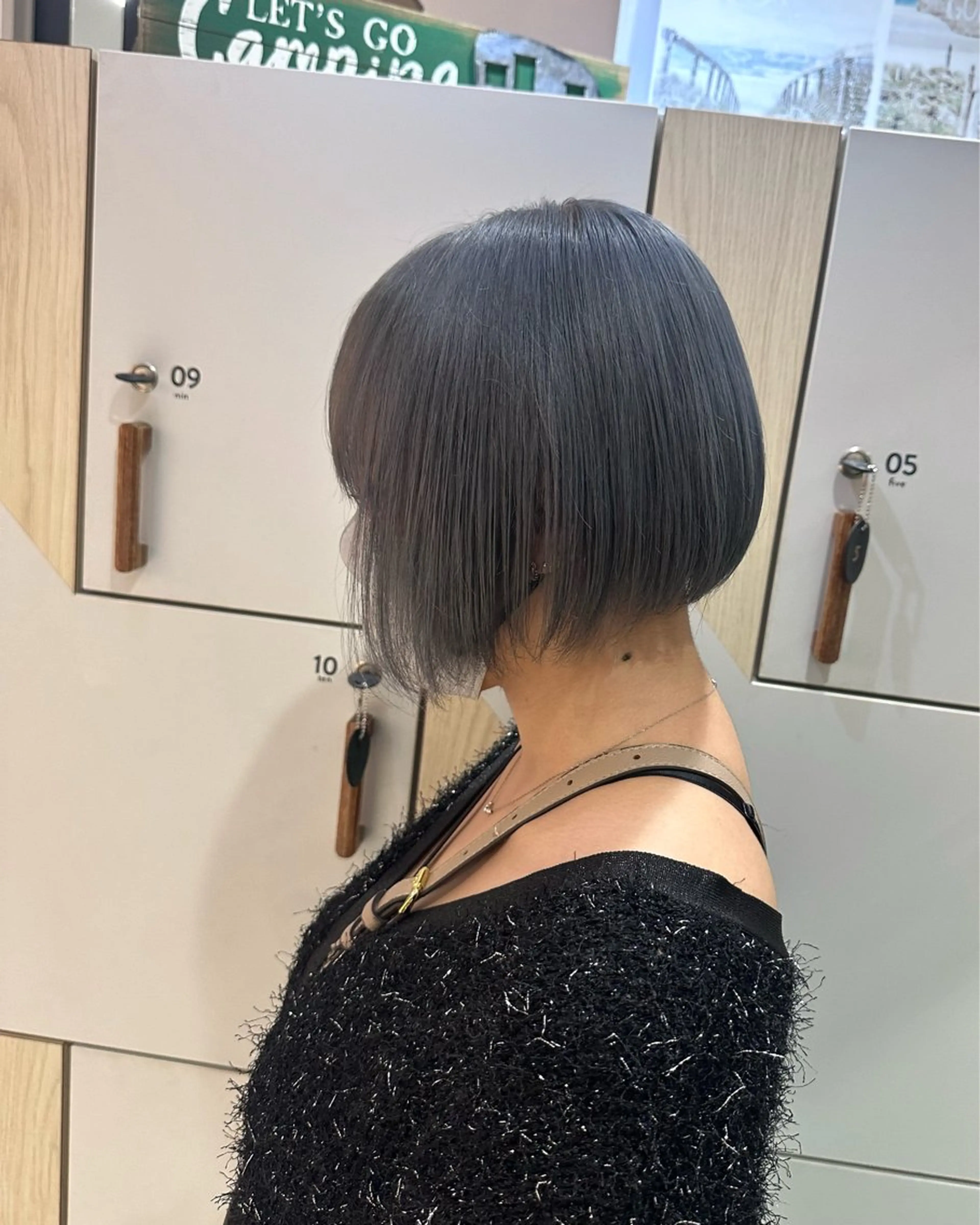 カラー ブリーチ 千秋 秀容のヘアスタイル