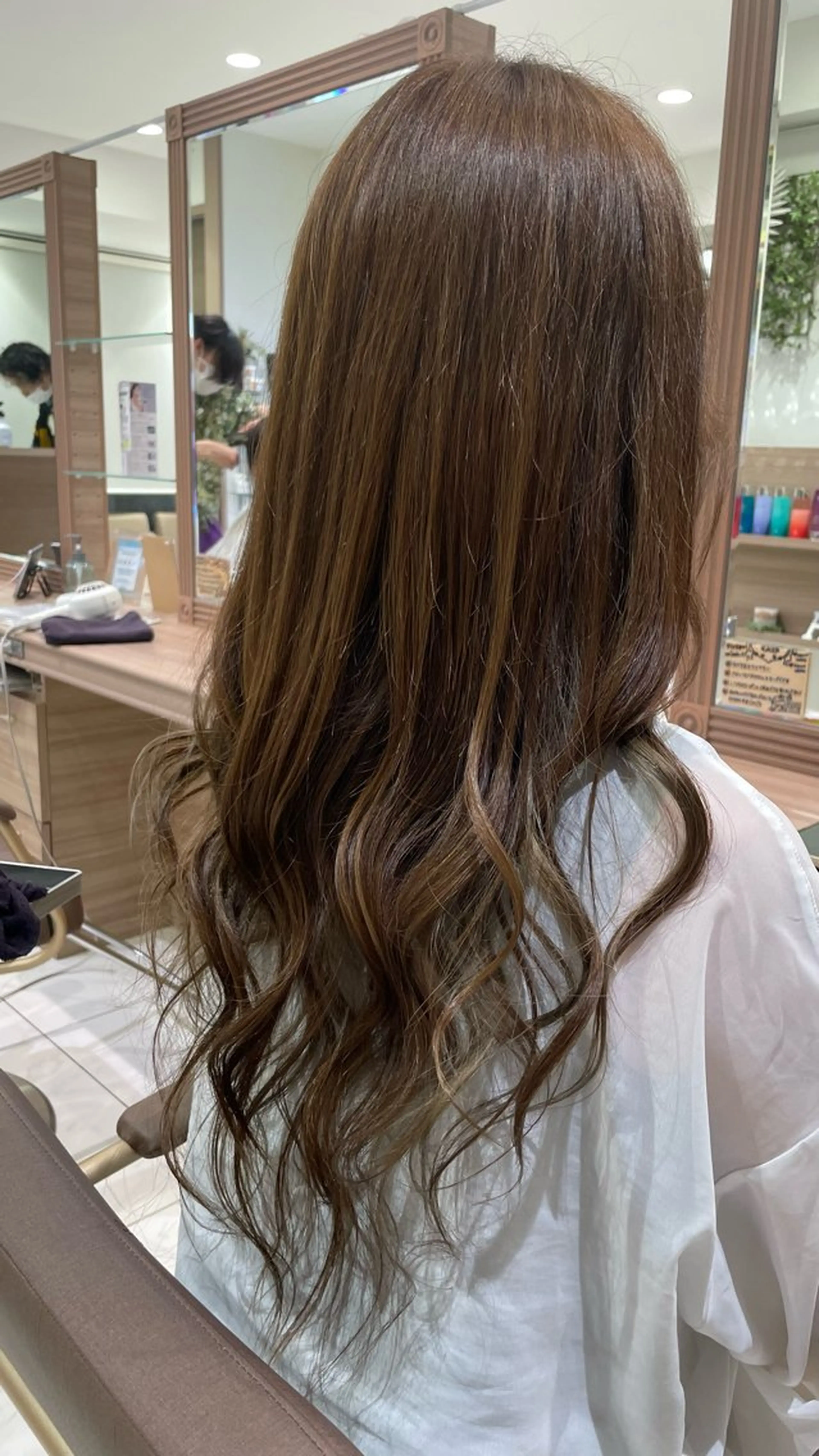 セミロング ハイトーン募集中 💜✝️荒川優輝のヘアスタイル