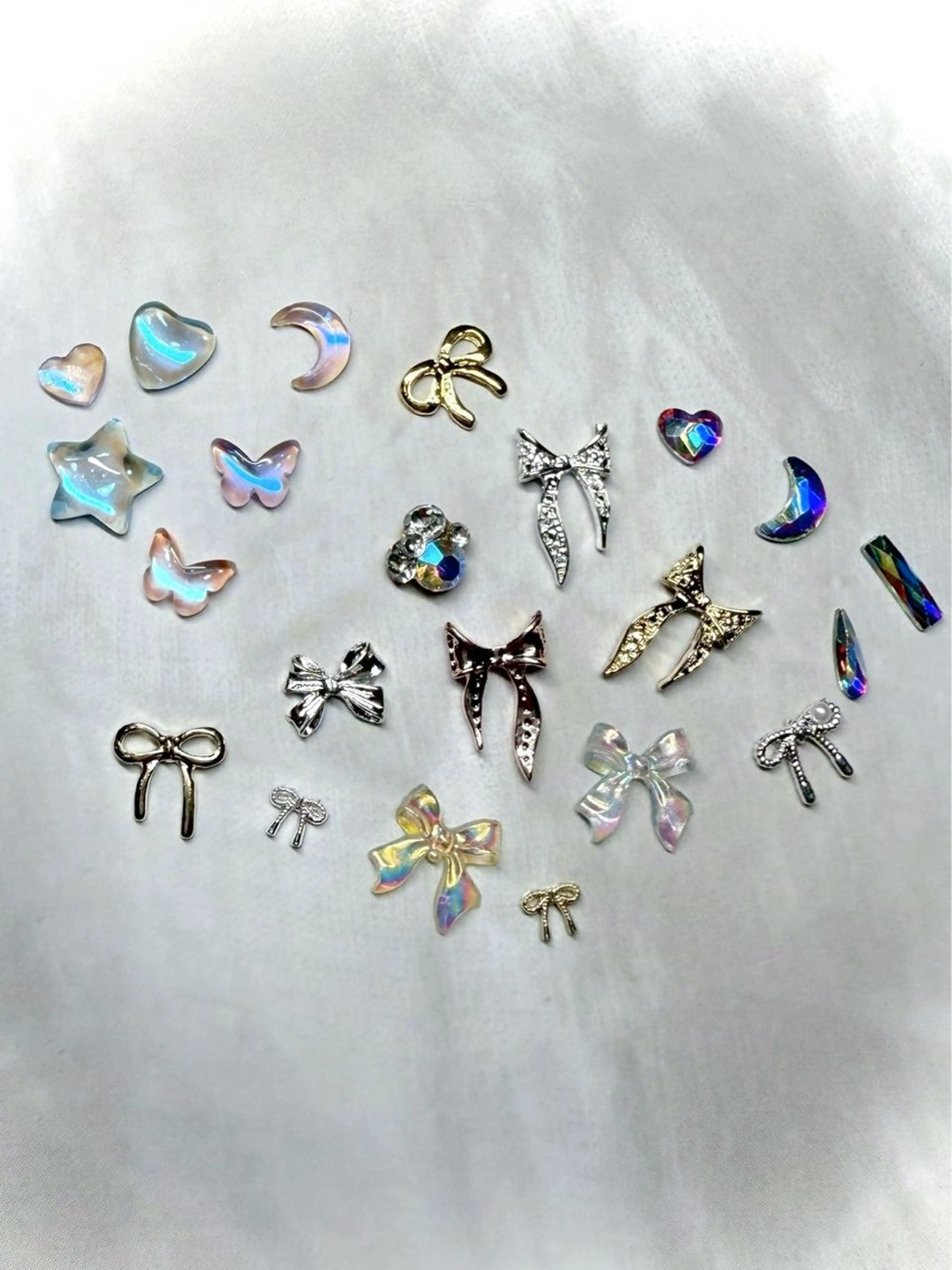 【✨️キラキラ好きな方✨️】うるちゅるワンホンネイル💎〈オフなし〉の写真