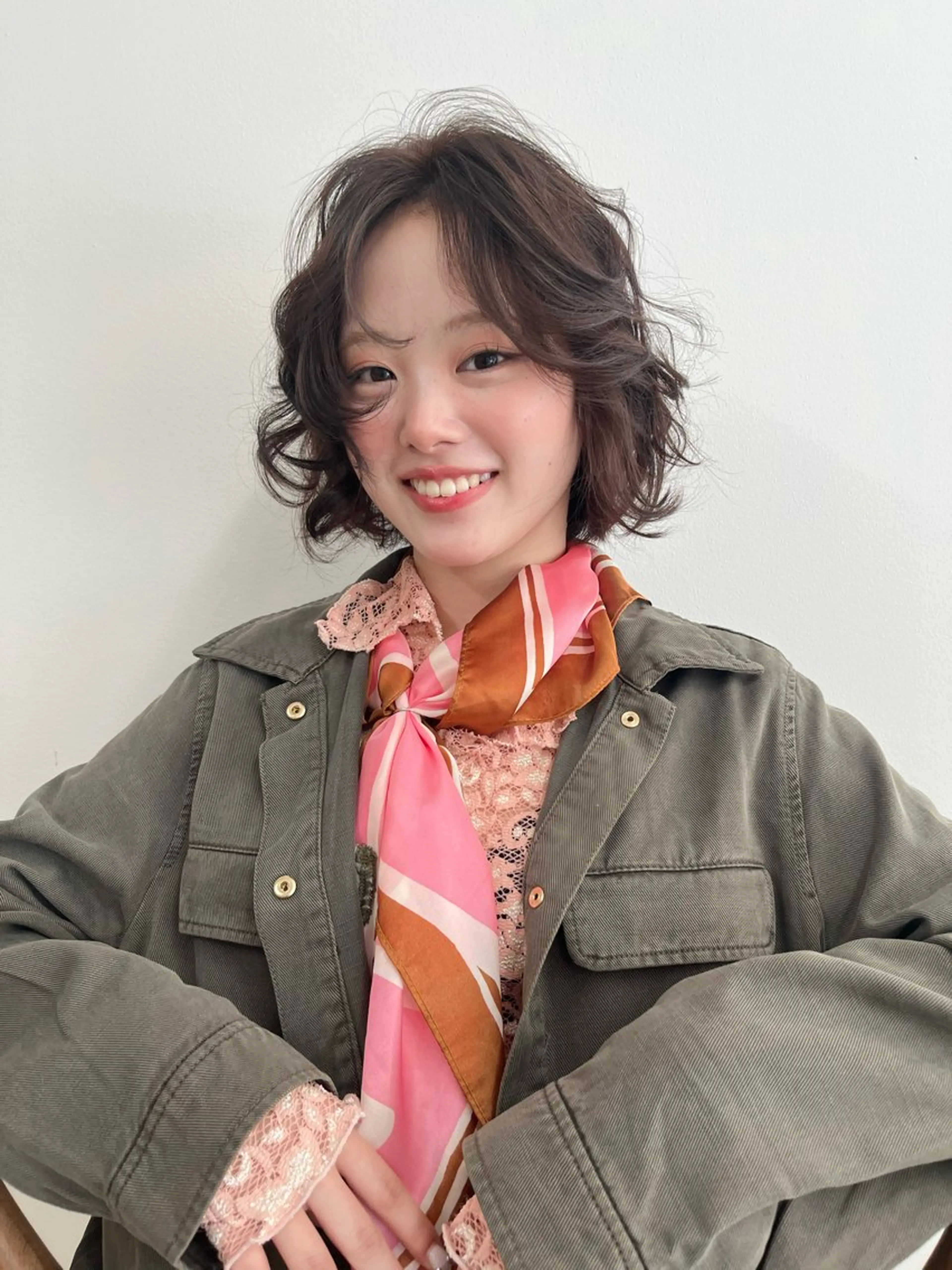 ショート レイヤーカット/ 酸性ストレート梅田のヘアスタイル