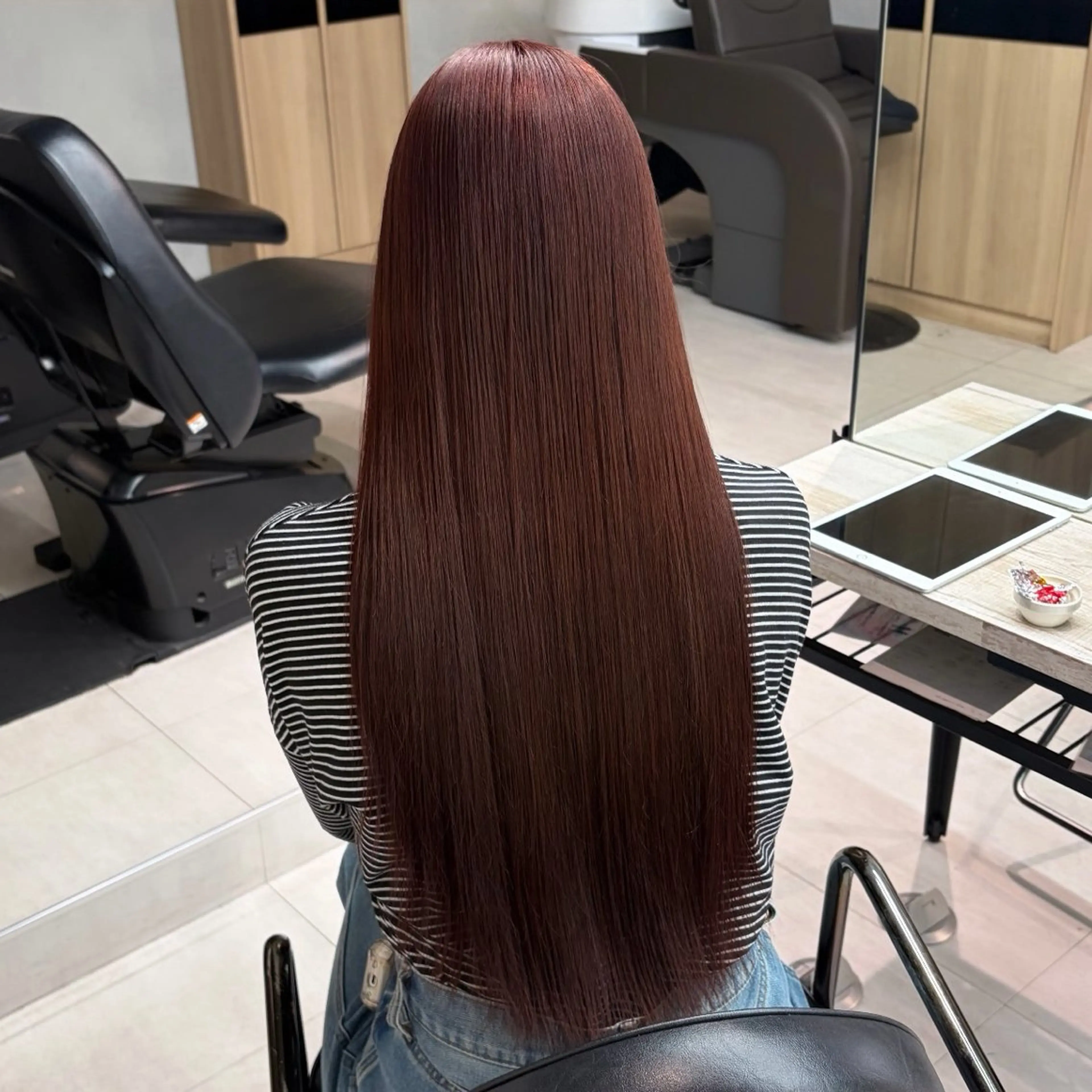 ロング ヘアカラー 志村 奈々のヘアスタイル