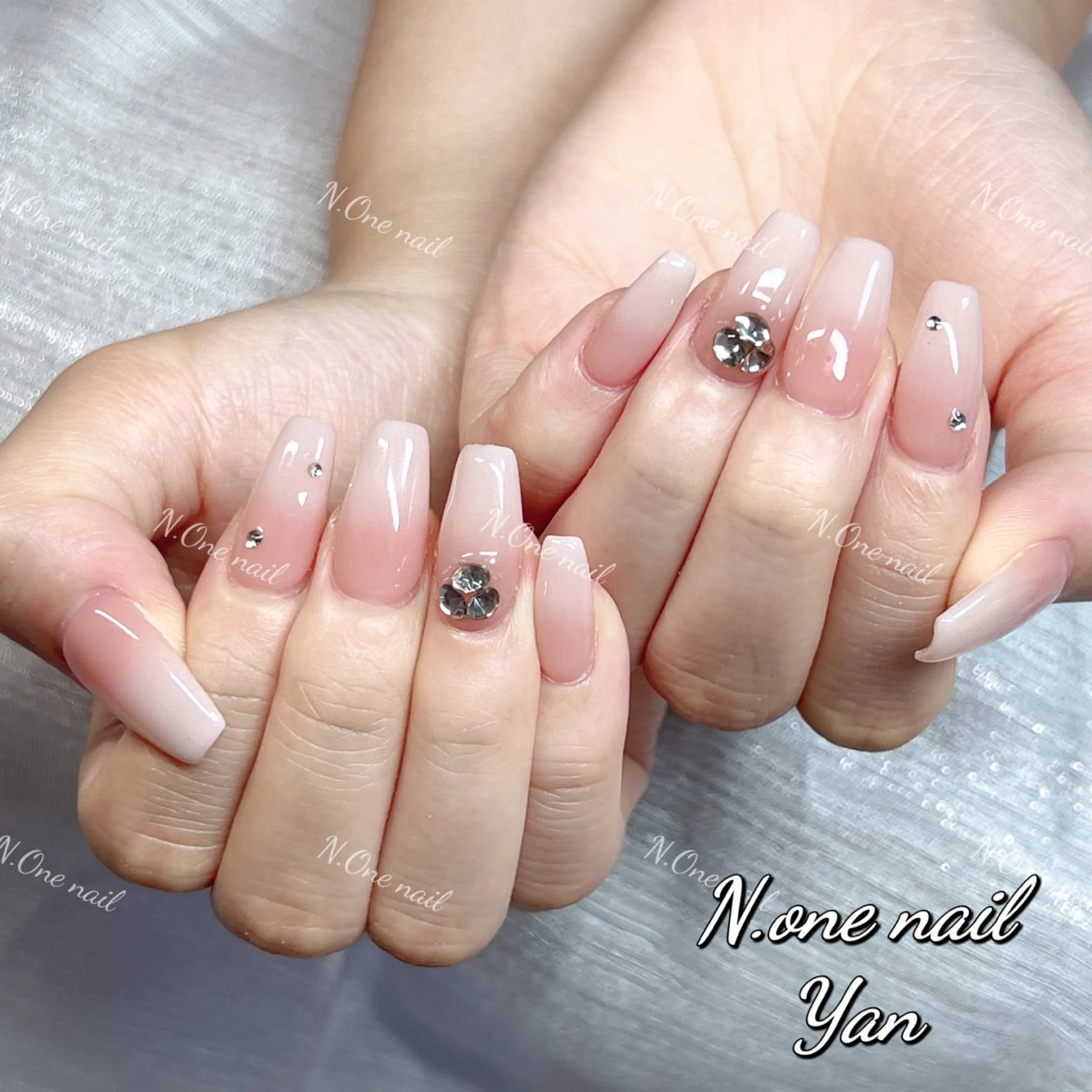 ネイル 長いだし/スカルプ/ パラシェルN.oneのネイルデザイン