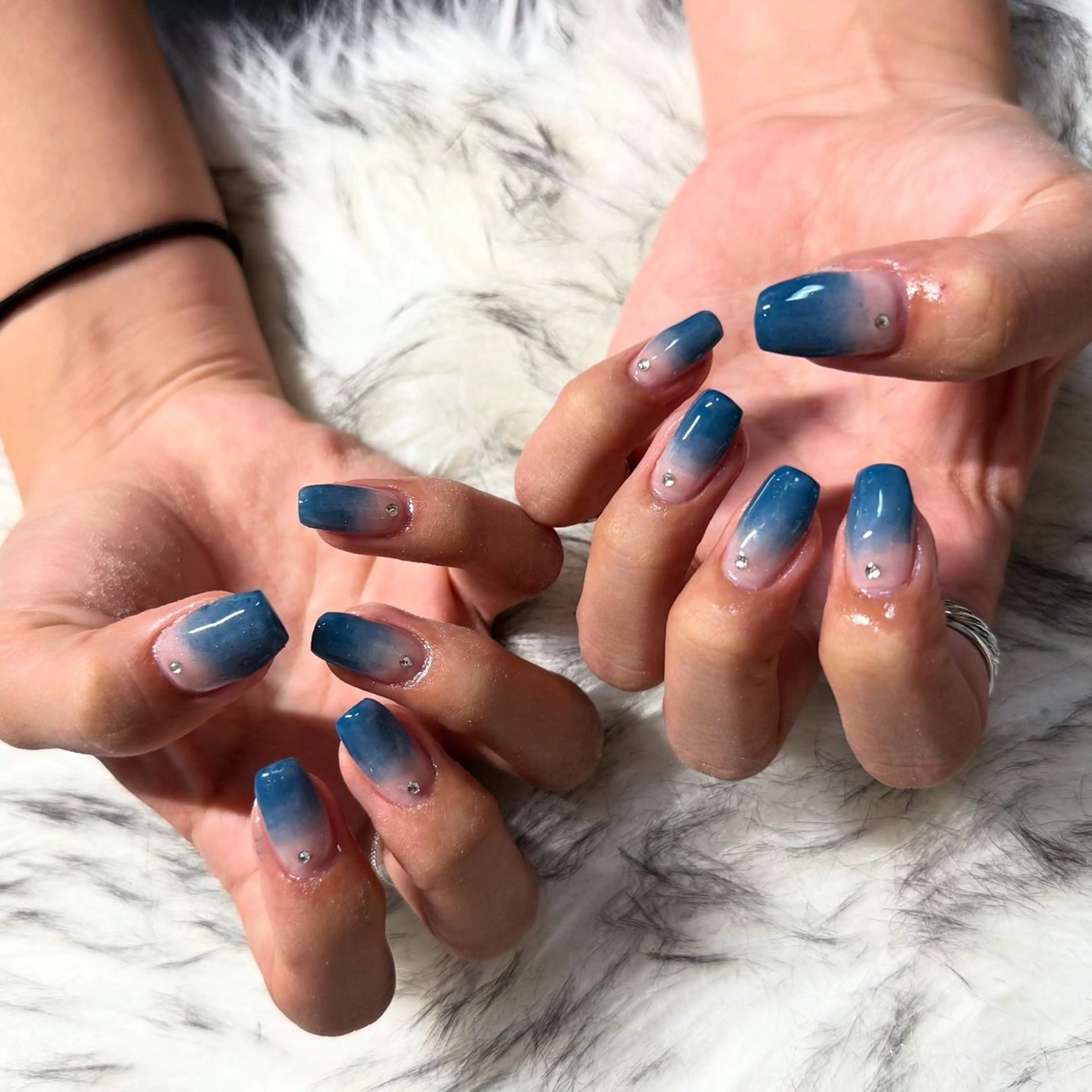 ミディアム ハンドネイル mao .のネイルデザイン