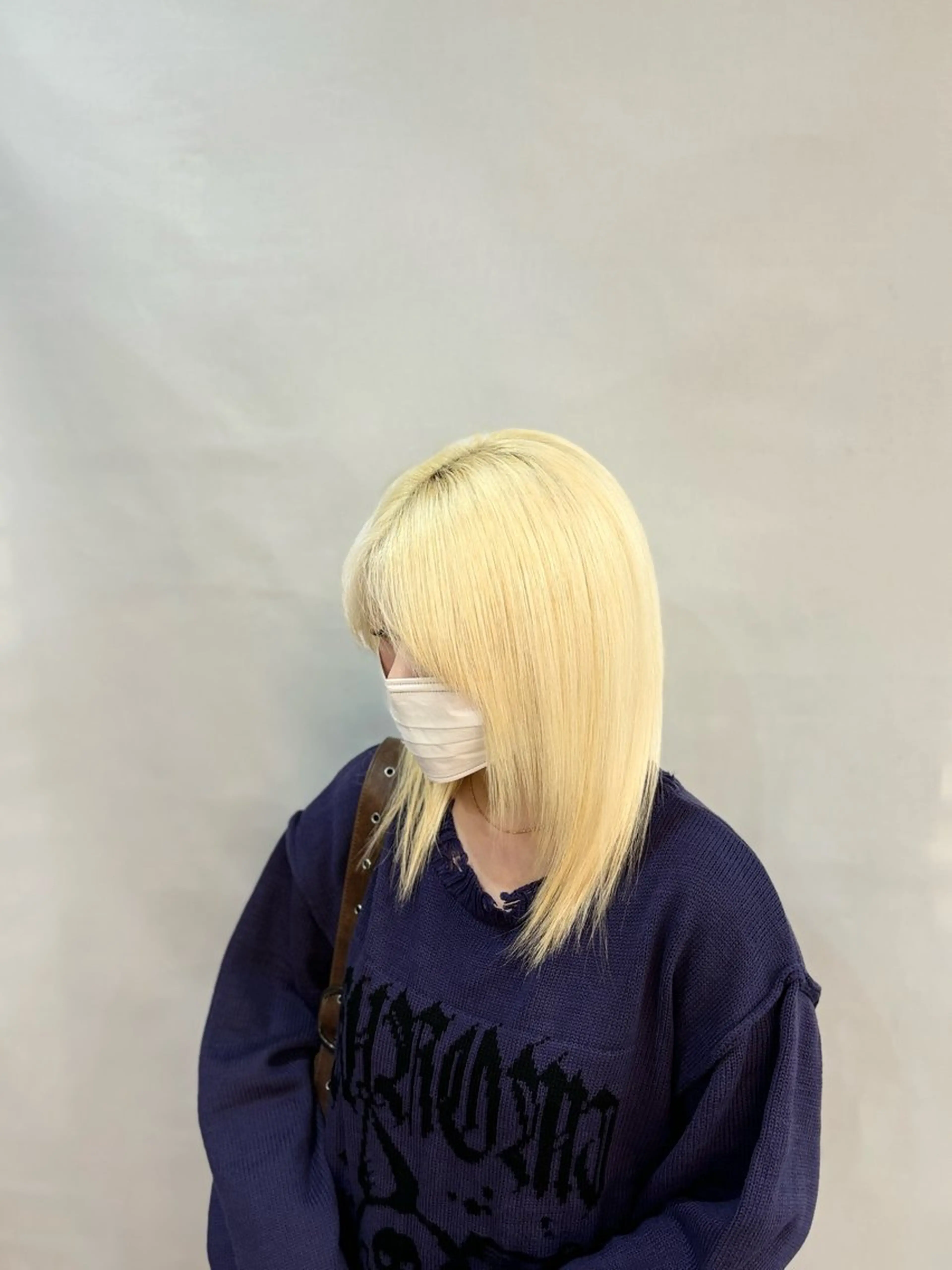 ロング カラー 抜きっぱなしブロンド ブロンド ヘアカラー 上野 瑞貴のヘアスタイル