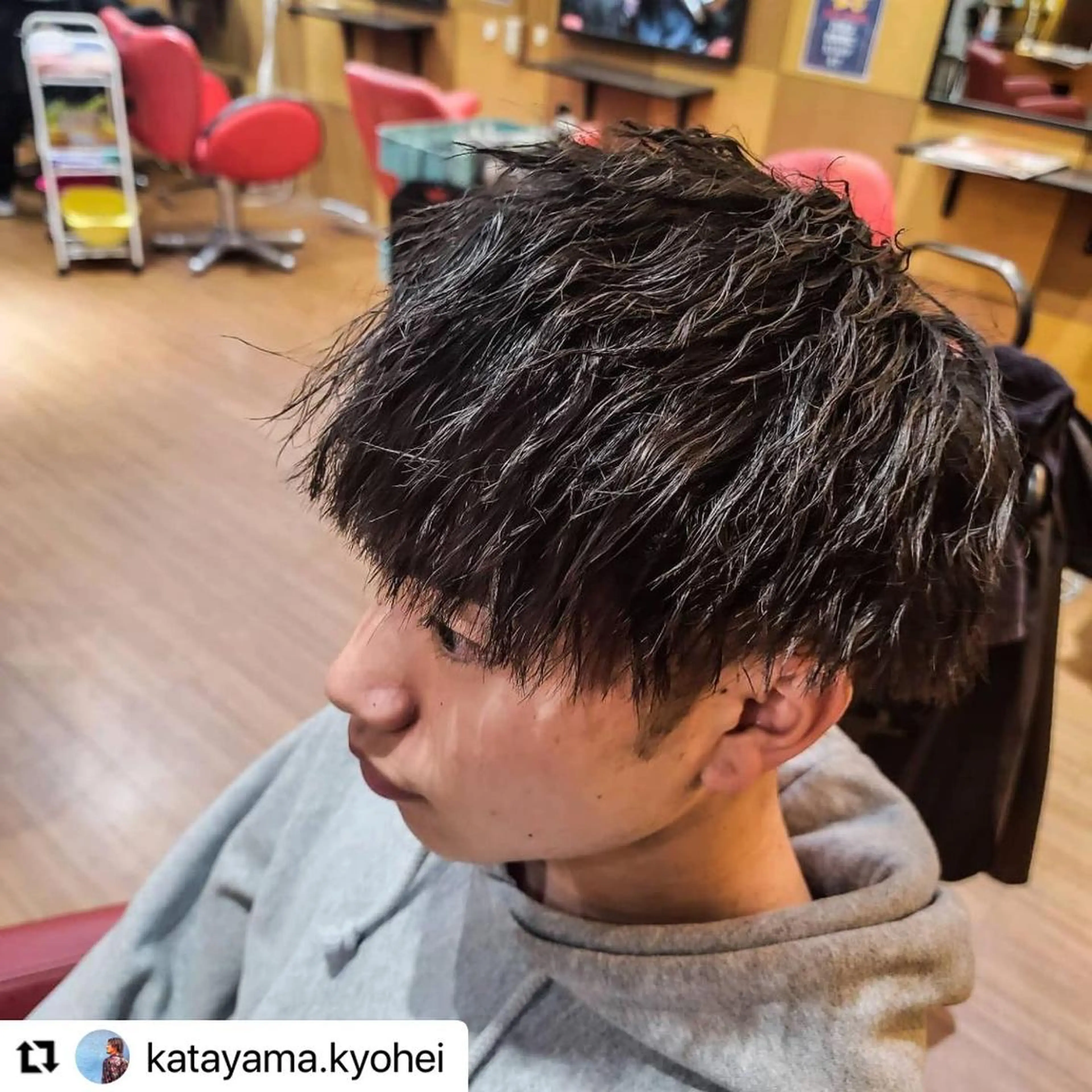 ミディアム カラー メンズ ミディアムパーマ メンズパーマ メンズツイストパーマ ツイストパーマ 🩷Eny terrace🩷のヘアスタイル