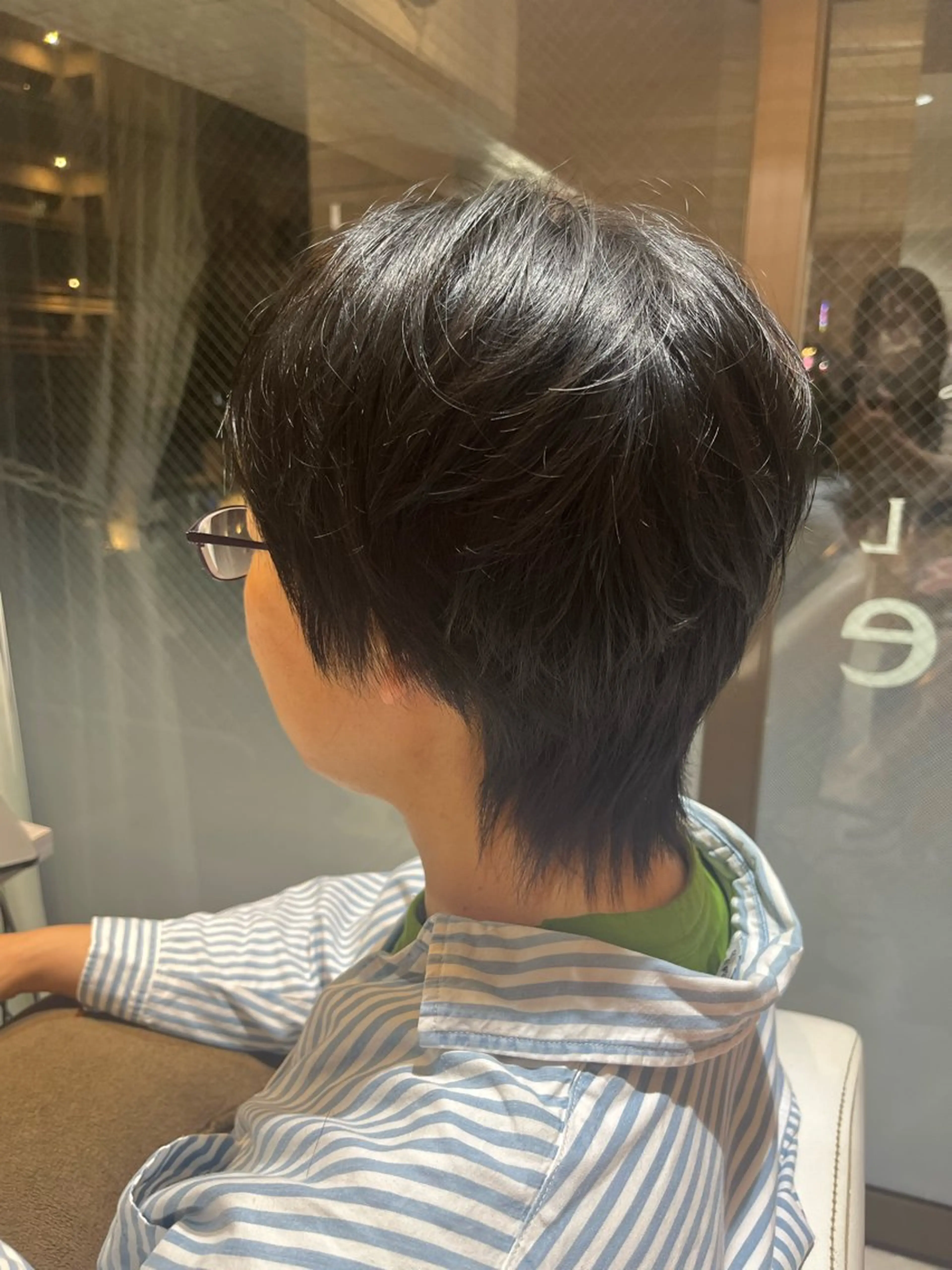 ショート ウルフカット 須藤 百合香のヘアスタイル