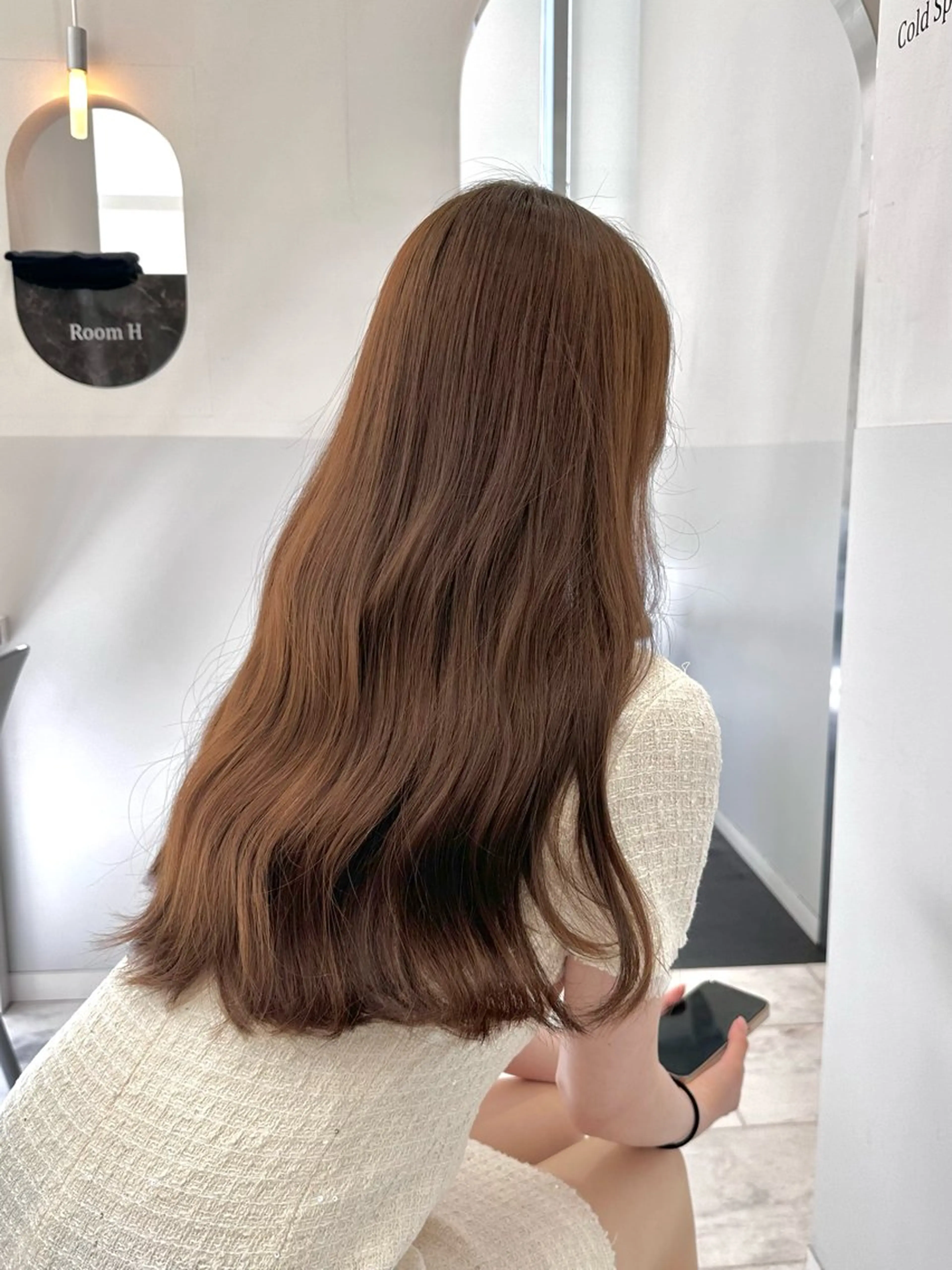 ロング カラー ベージュカラー ブリーチ ブラウンカラー ブラウンベージュ ブリーチなしカラー ヘアカラー トリートメント 矢野 晃平のヘアスタイル