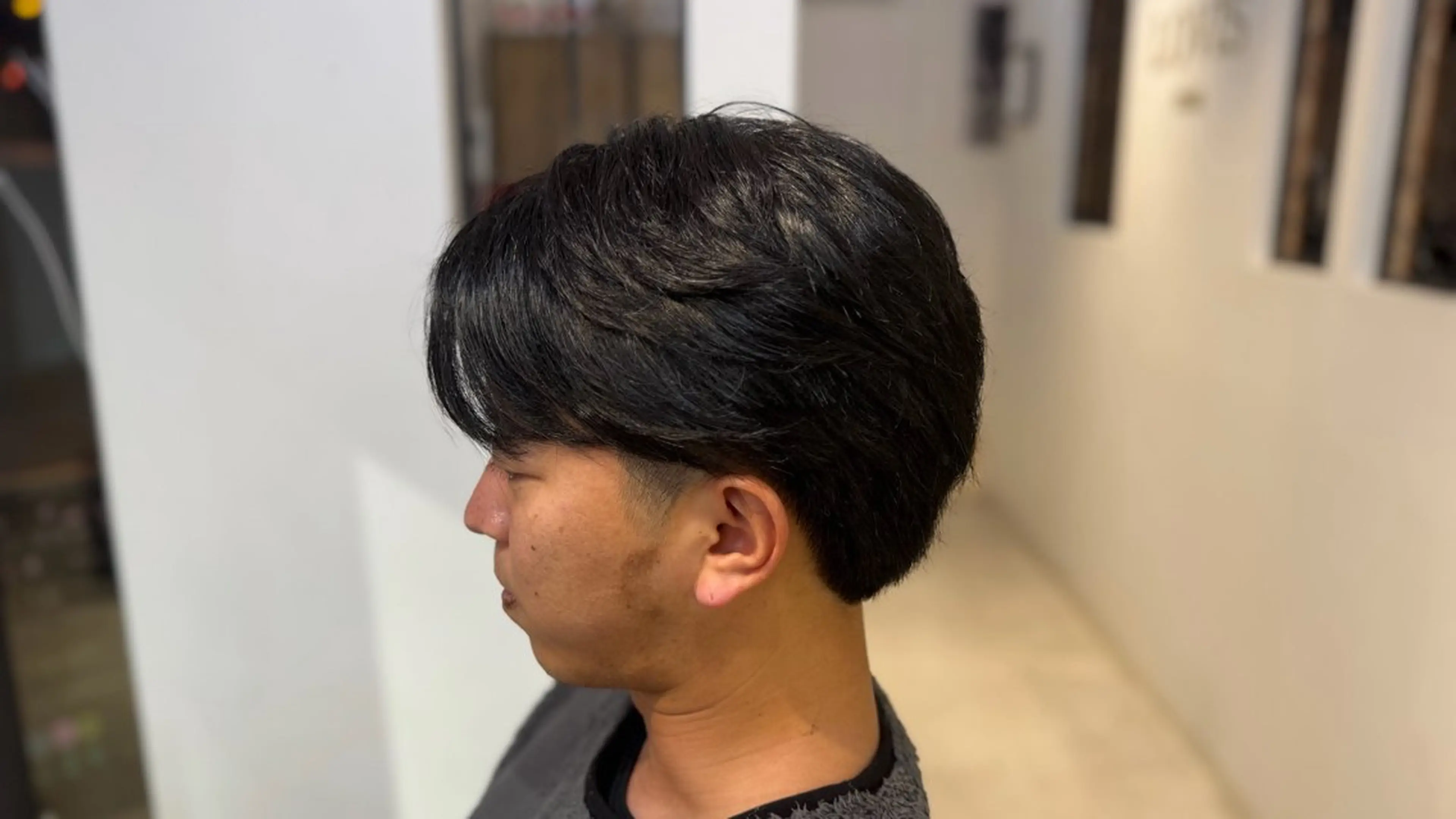 メンズ カット トリートメント せいと/レイヤー/ ハイトーン/艶髪のヘアスタイル