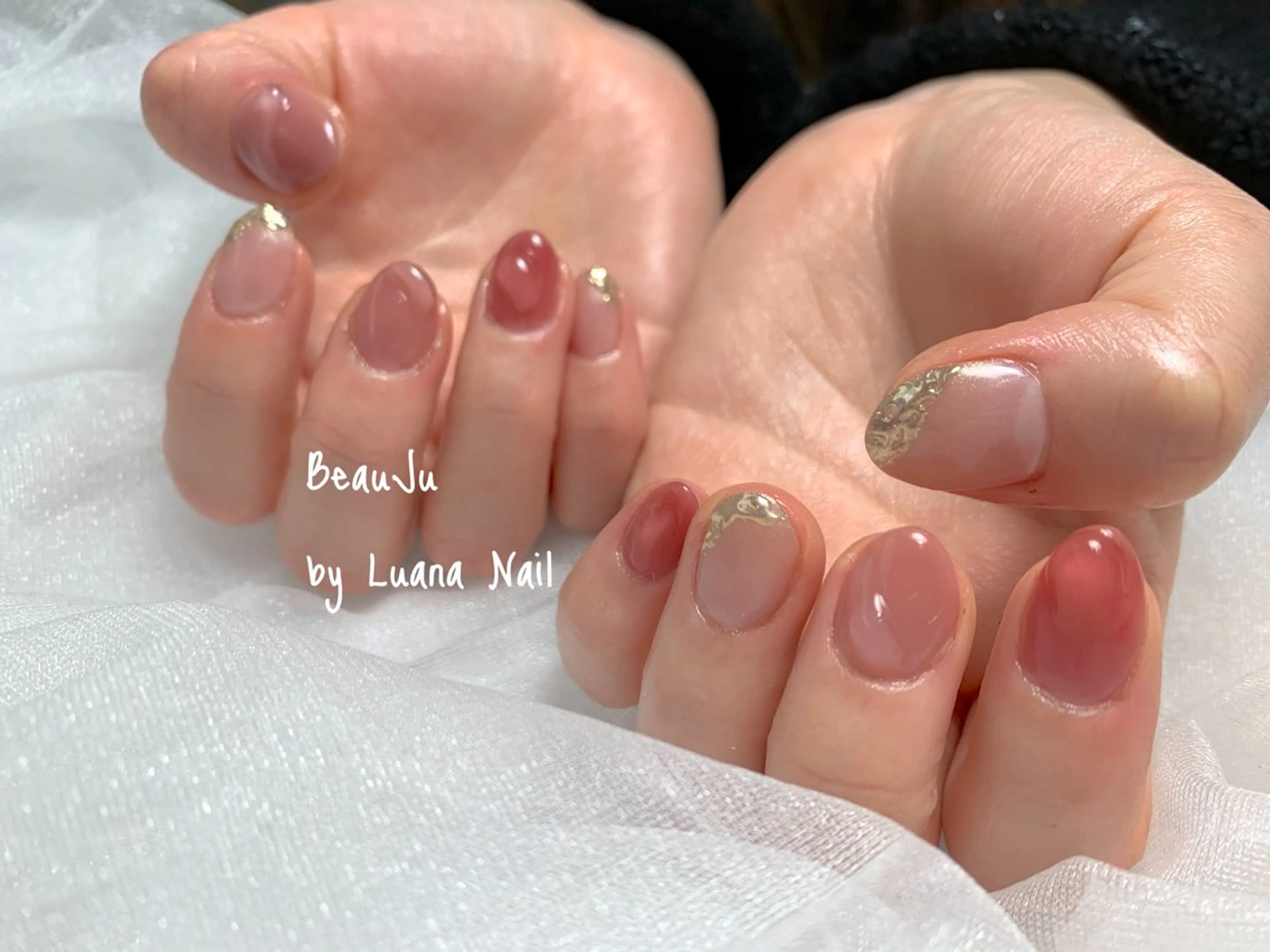 ネイル ミラーネイル ハンドネイル BeauJu by Luana Nailのネイルデザイン