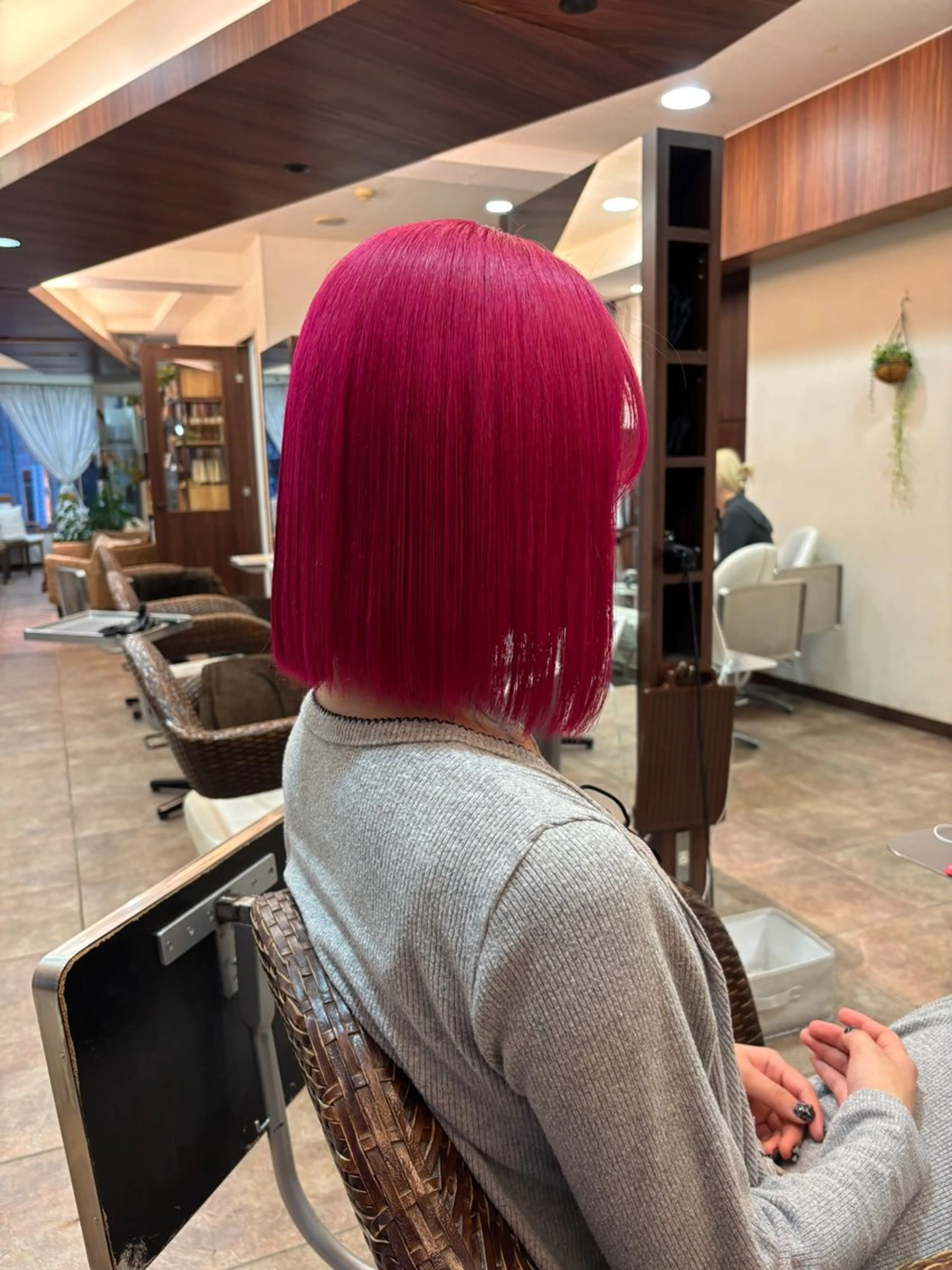 カラー ヘアカラー トリートメント 伊部 しづきのヘアスタイル