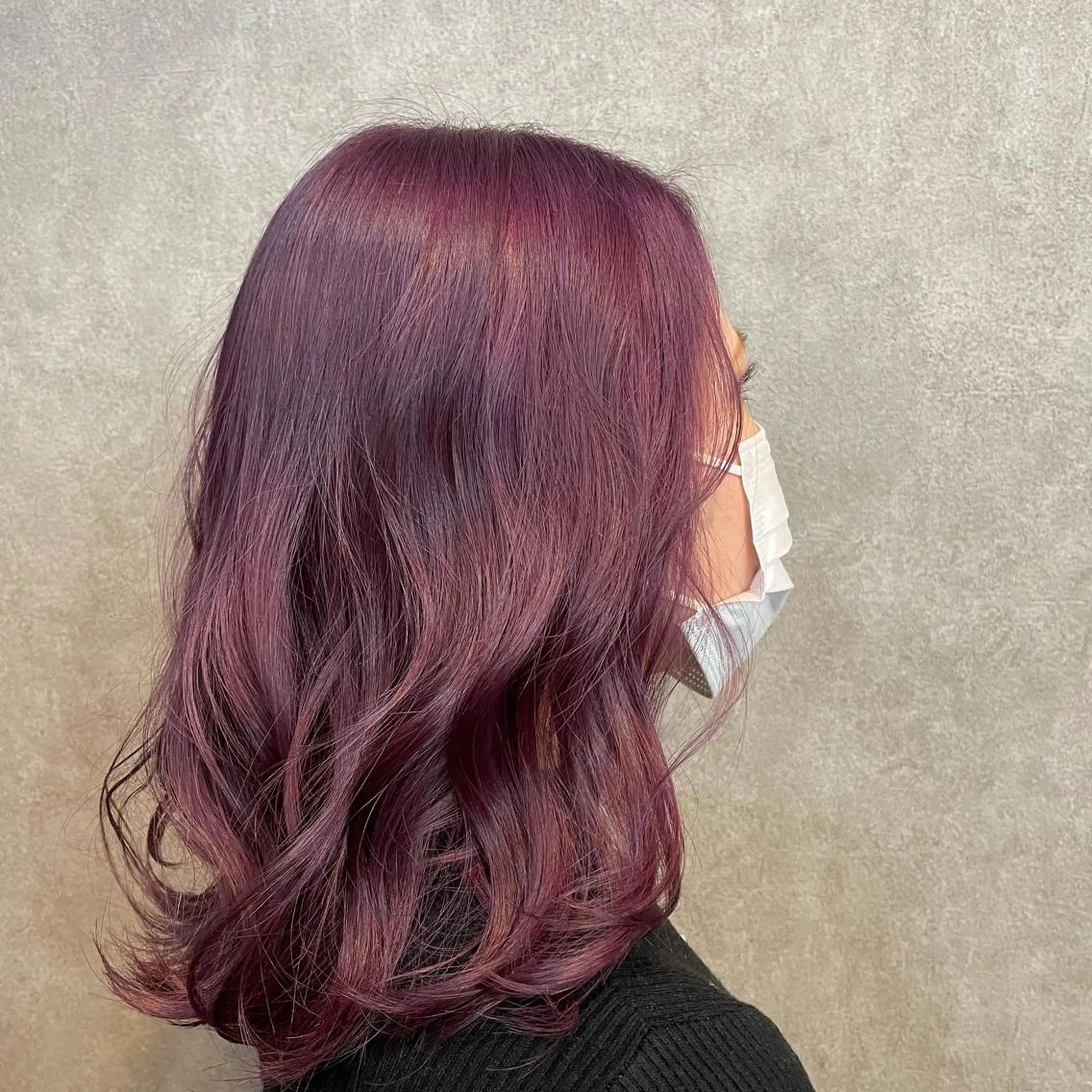 ミディアム カラー ピンクカラー バイオレットカラー BUBBLES所属・山本 琴乃🦭のヘアスタイル