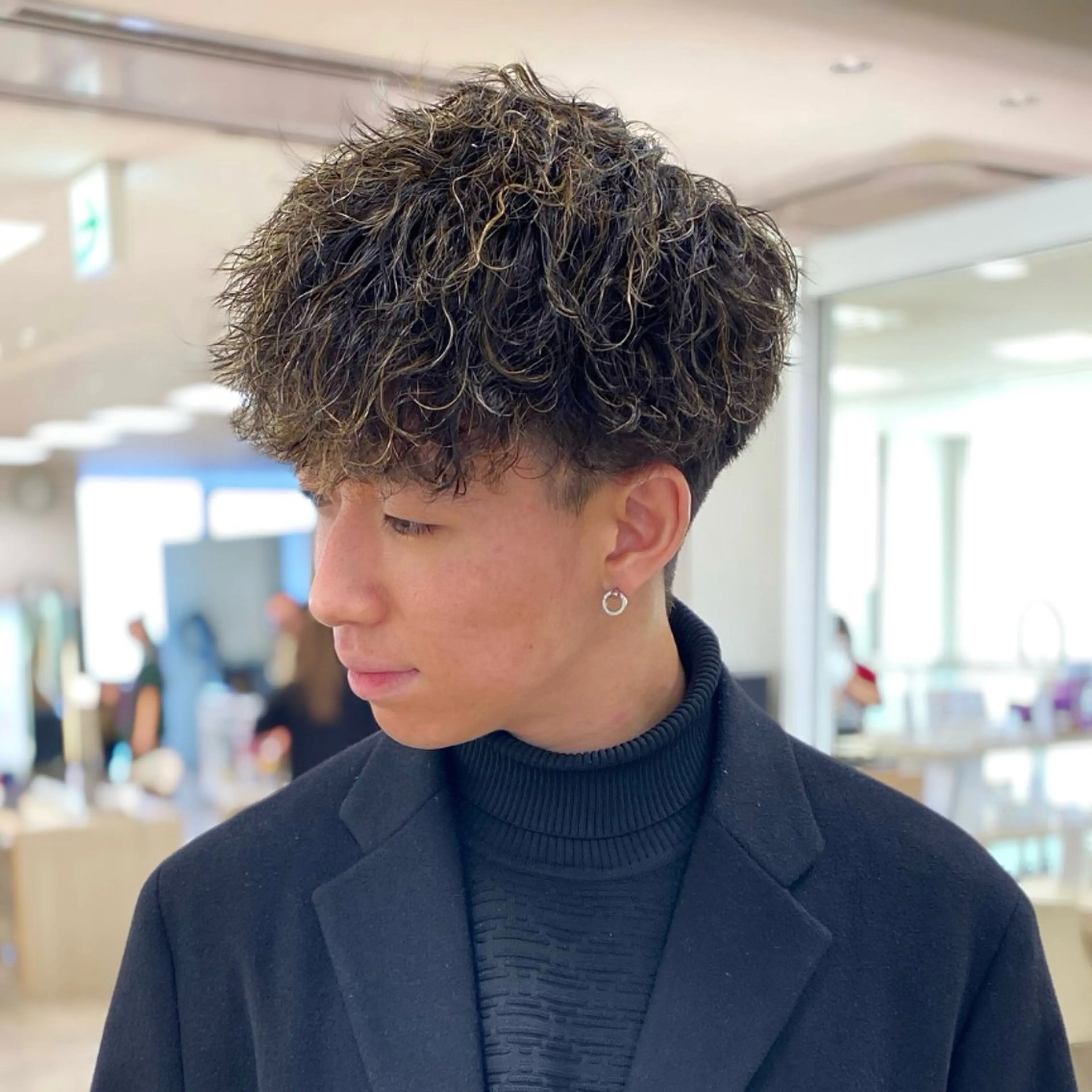 ミディアム パーマ ミディアムパーマ ニュアンスパーマ カット パーマ トリートメント お悩み解決美容師🦚 片山/銀座/有楽町のヘアスタイル