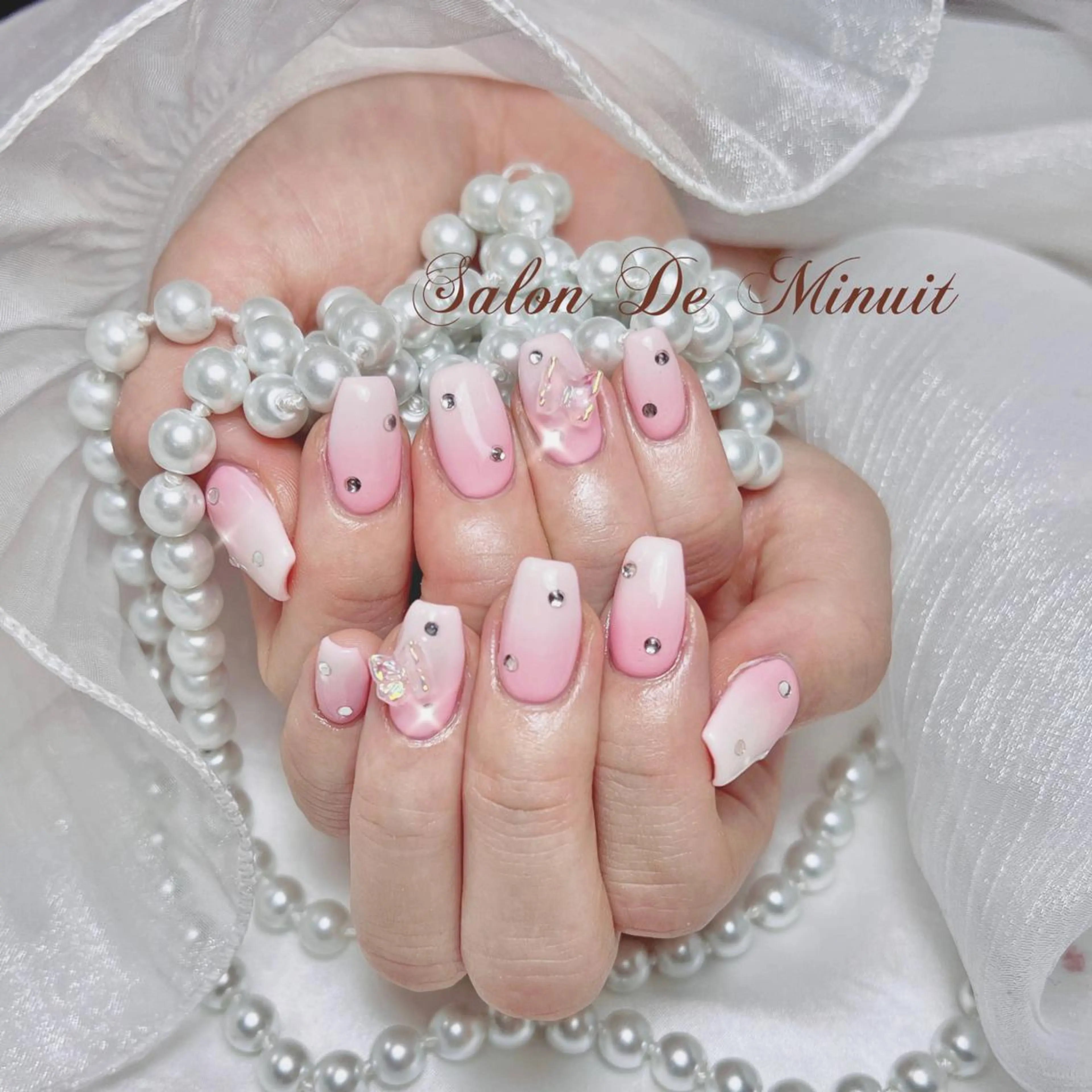 ネイル ハンドネイル ハンドケア Momo 🤍のネイルデザイン