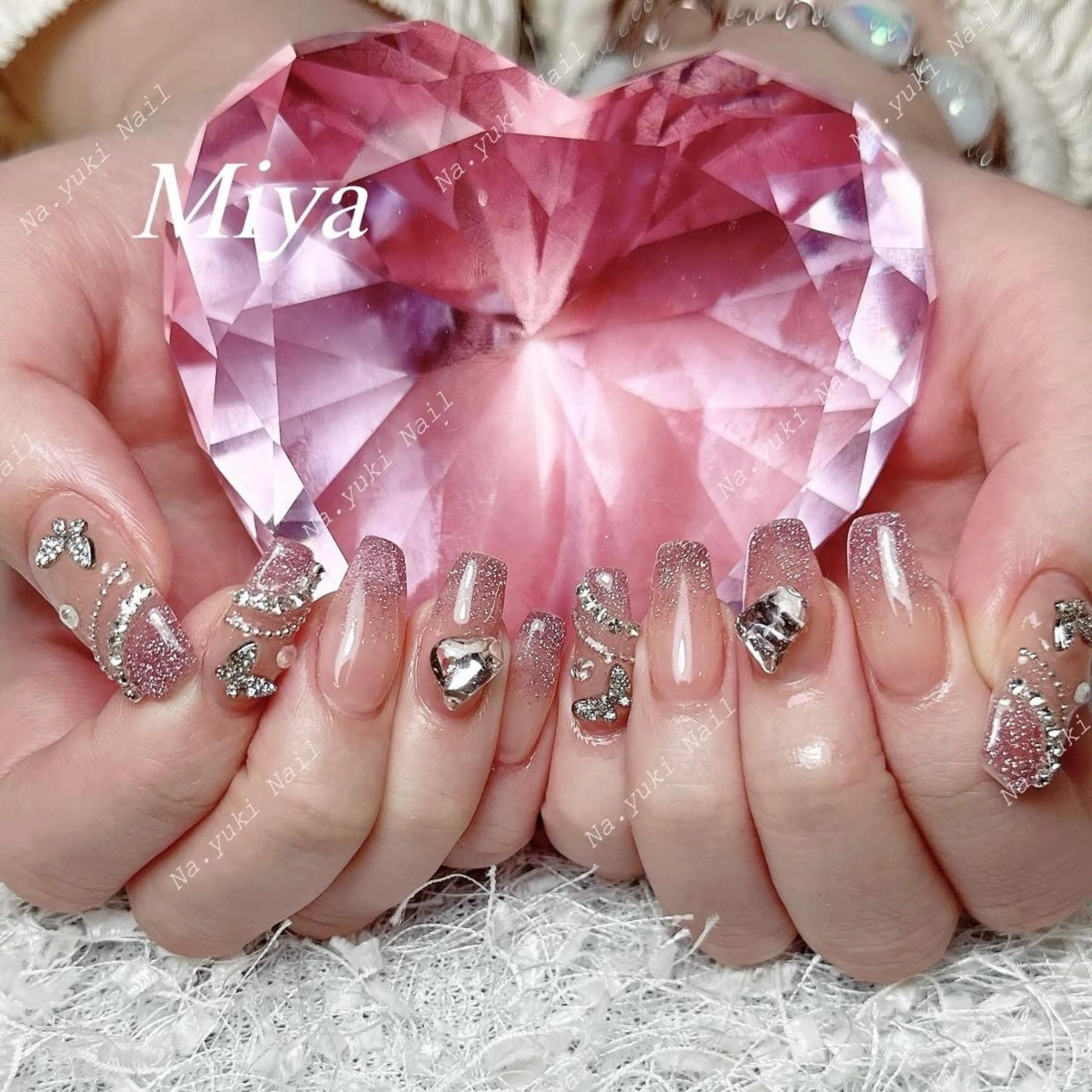 ネイル ハンドネイル ハンドケア 🦋 Queenieのネイルデザイン