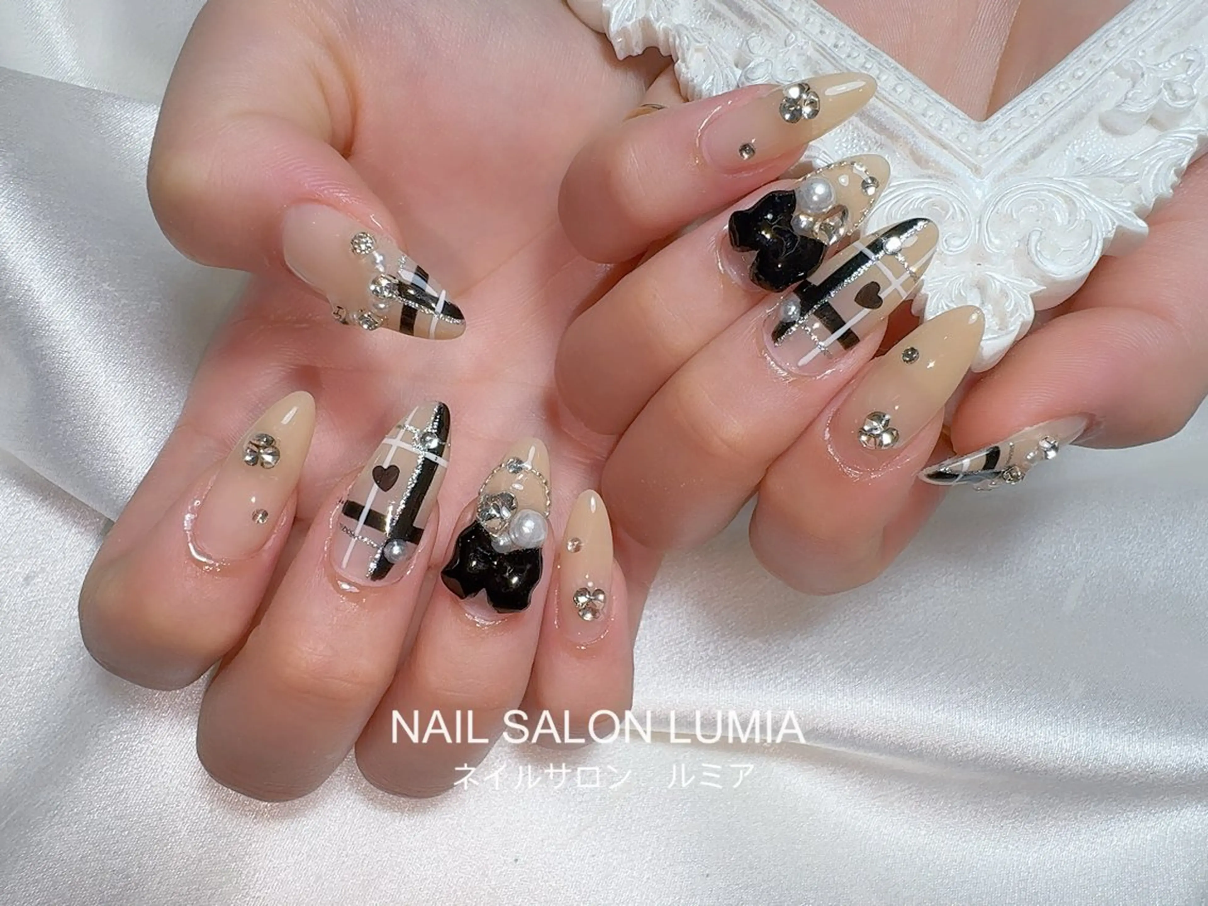 ネイル ハンドネイル ネイルサロン ルミア Lumia 店長のネイルデザイン