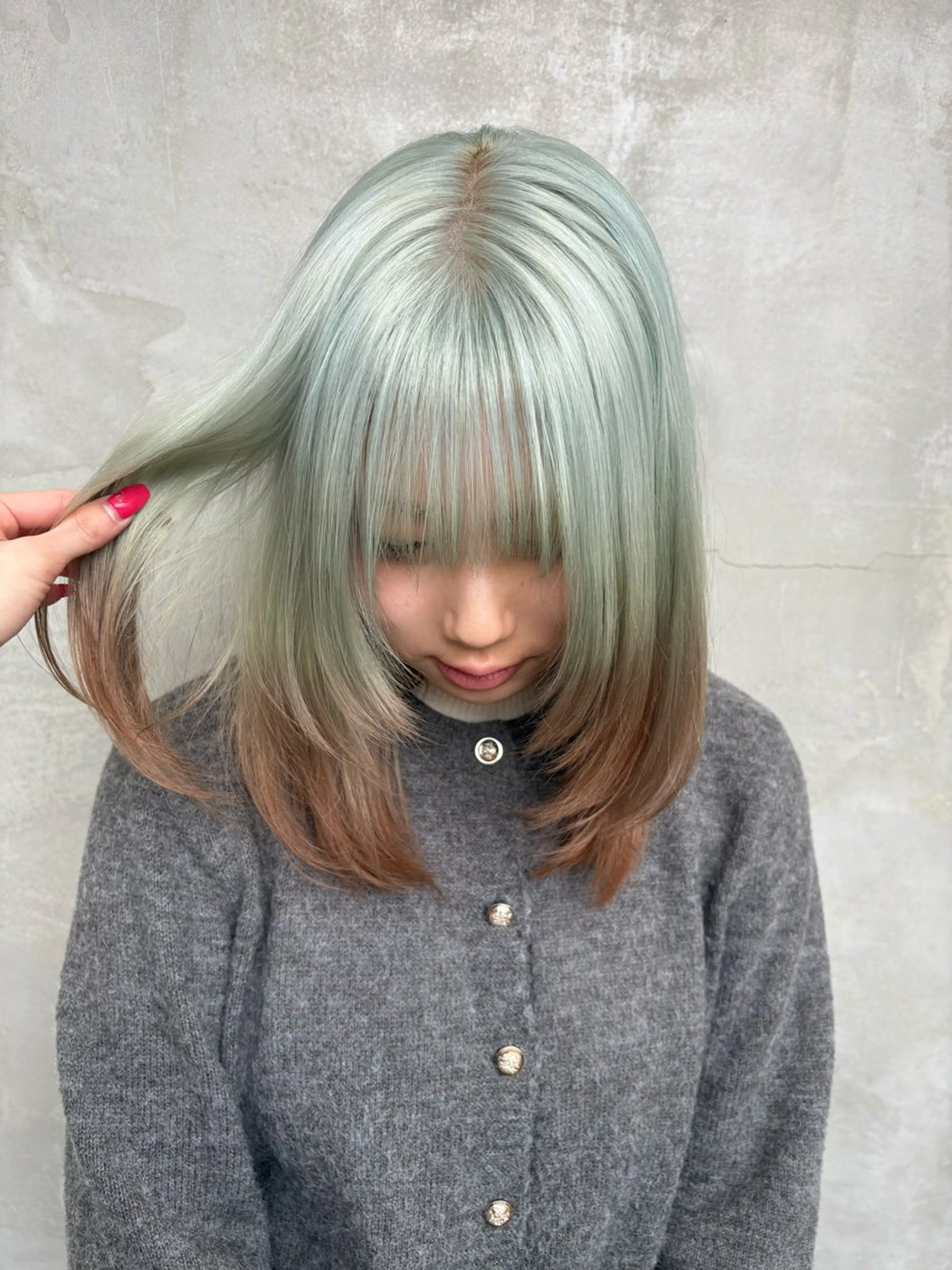 セミロング カラー ミント ミントグリーン カット ヘアカラー トリートメント 🧸艶々韓国ヘア 🧁mizunaのヘアスタイル