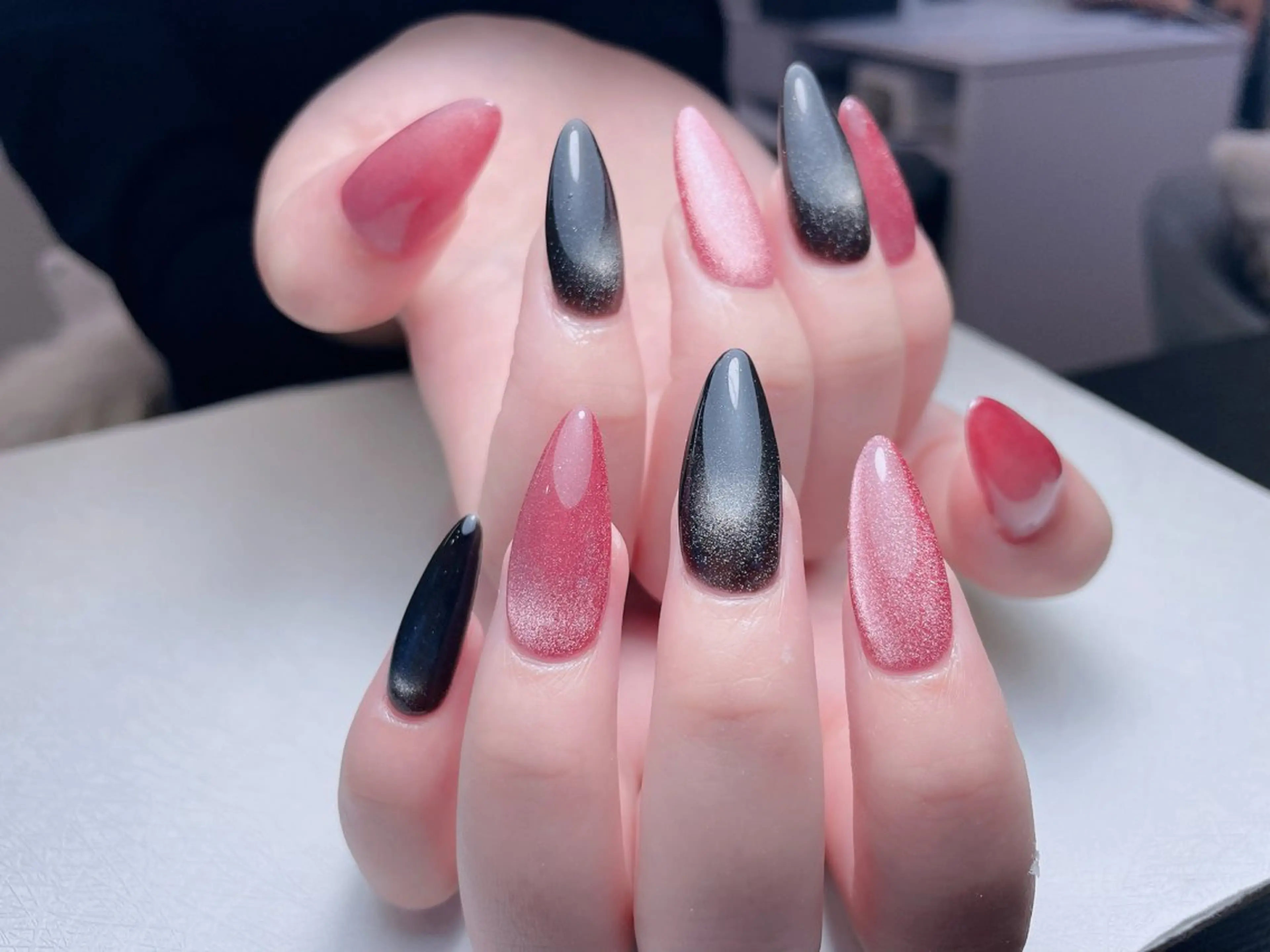 ネイル アートネイル オーロラネイル 長さ出し フレンチネイル ジェルネイル ハンドネイル 中野駅から2分 MEO NAILのネイルデザイン