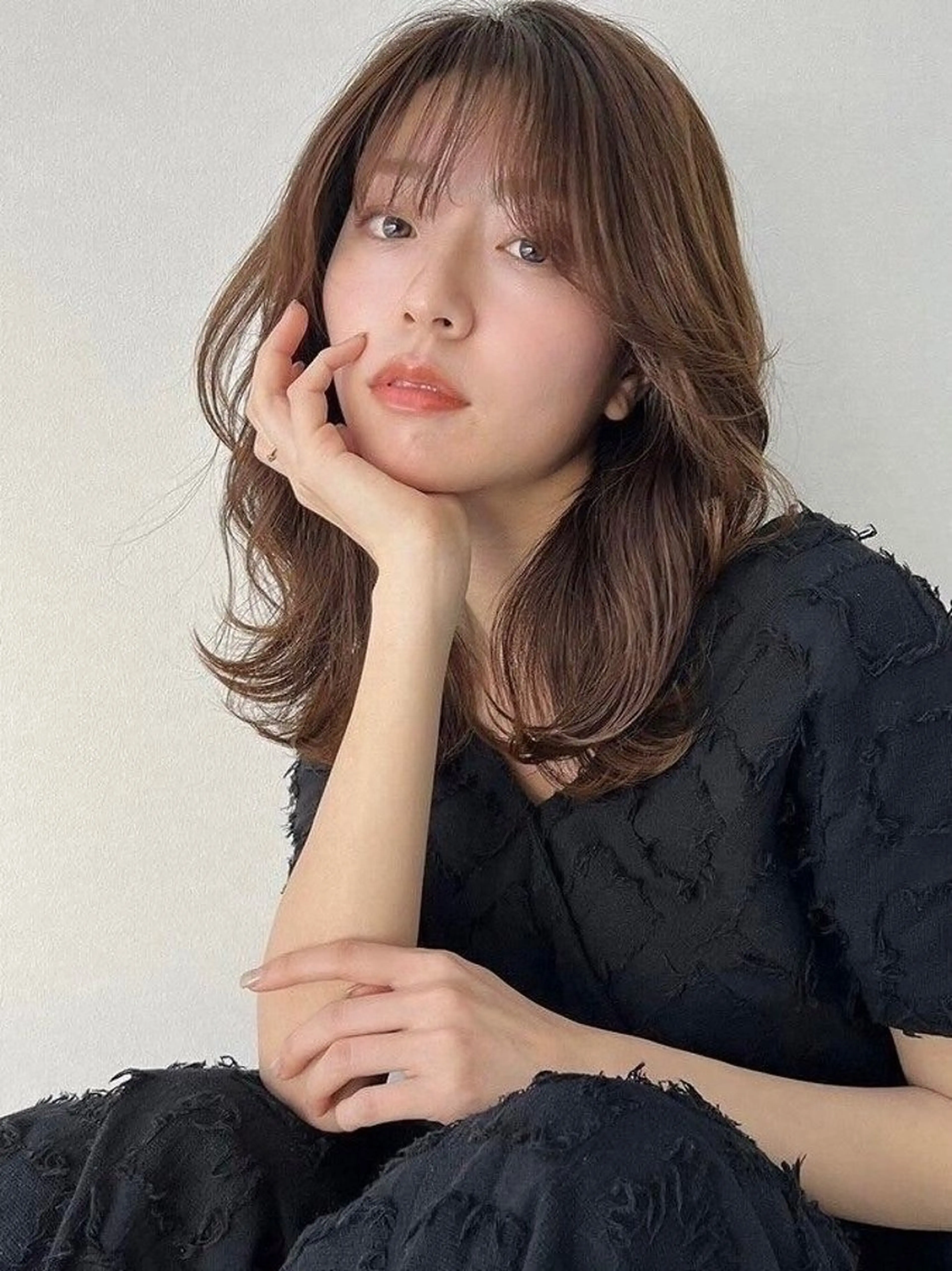 ミディアム カラー ミディアムレイヤー くびれヘア レイヤーカット カット ヘアカラー トリートメント 髪質改善/ 上村旺武のヘアスタイル