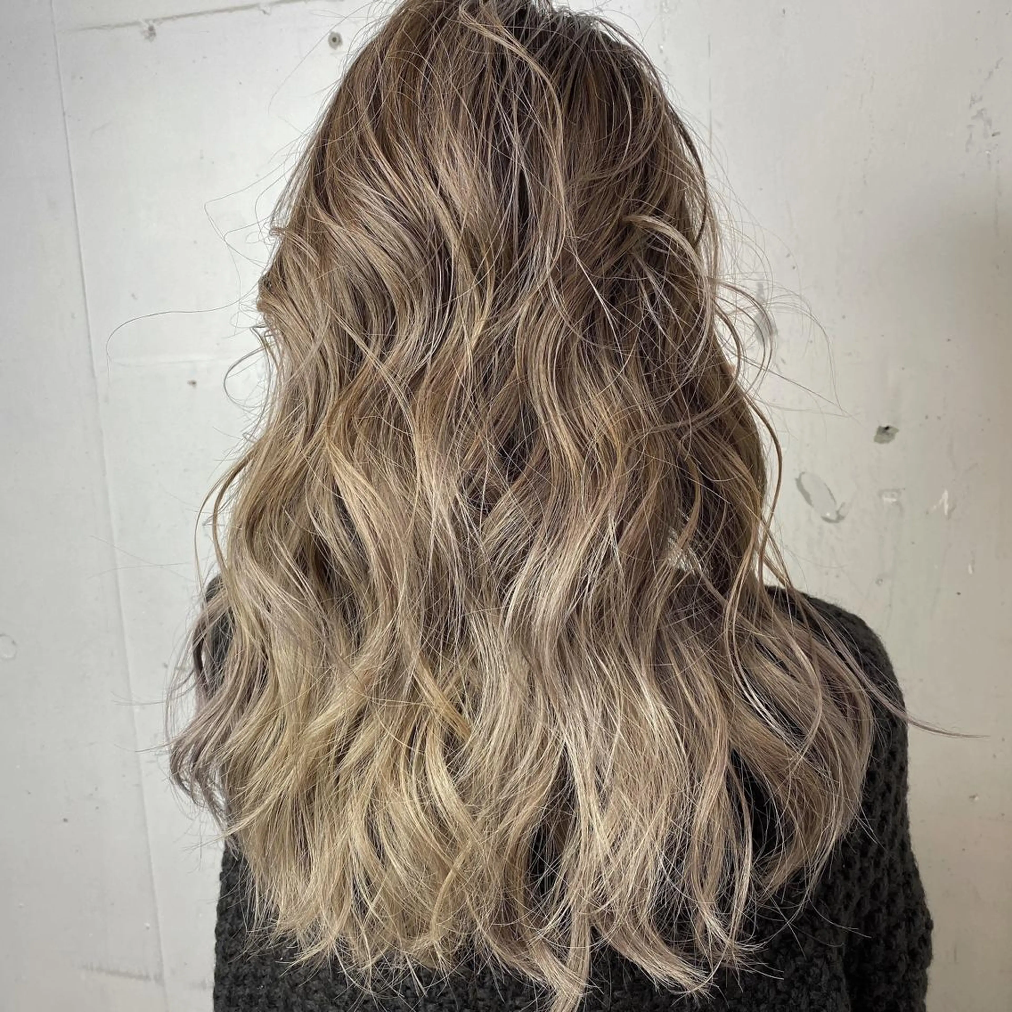 ブリーチ無料ハイトーンの一歩目に(メンテカット＋ブリーチ＋カラー＋トリートメント＋スパ＋セット)の写真