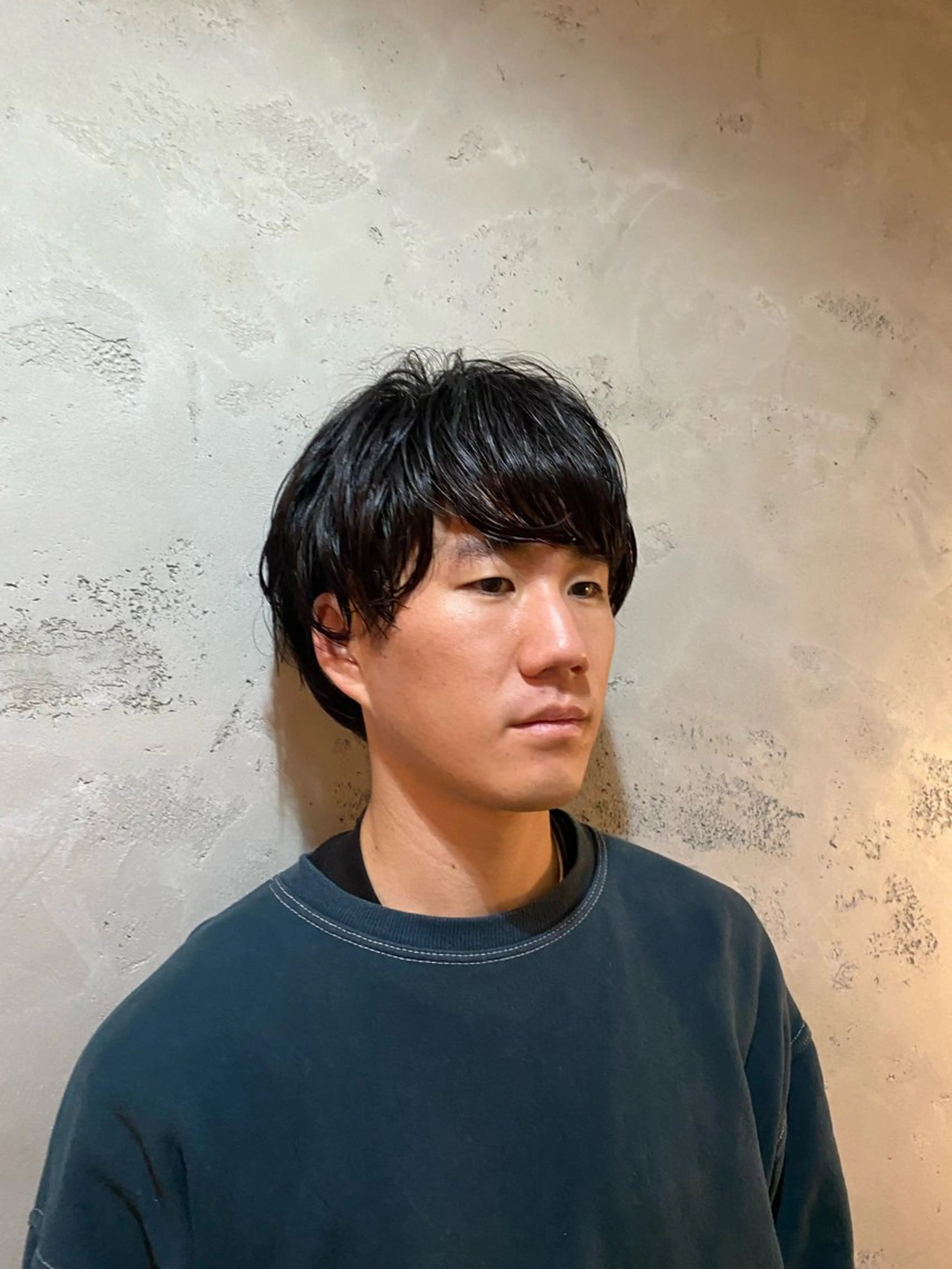 ショート ブリーチカラー/ブロ ンドレイヤーカットのヘアスタイル