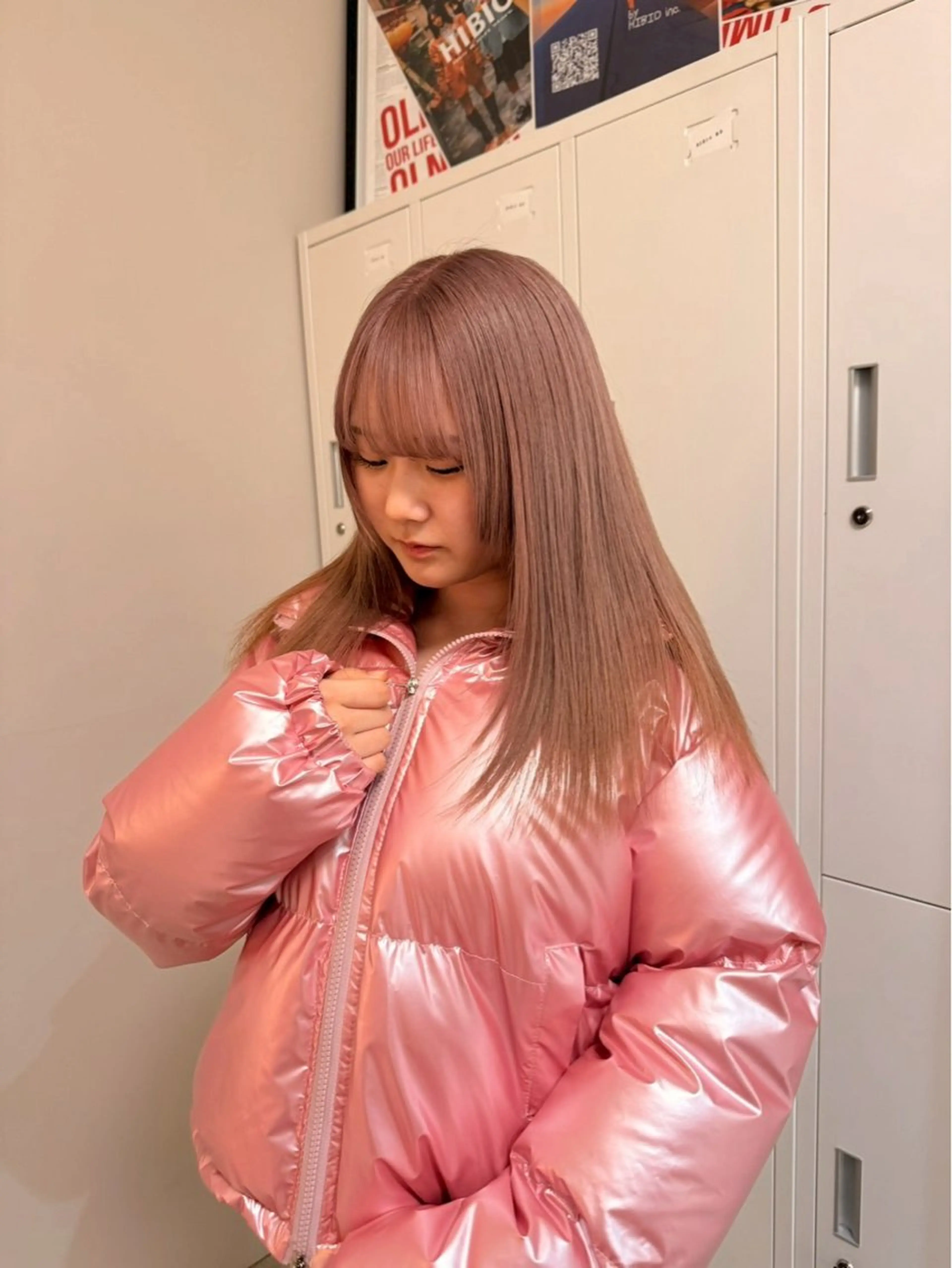 カラー ヘアカラー sara ブリーチカラーのヘアスタイル